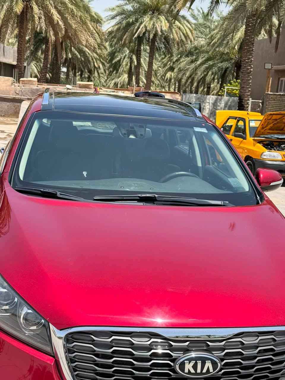 الـنوع :سورنتو. 2020  وارد امريكي ✔️
اللـون :كرزي ...
⚔️ سعـة المحـرك : V6🔥 
المسـافة المقطـوعة ..69 ميل ☑️ 
الحـالة : مُمتَــٰـازَة 
سياره بنراما قطعتين  
⚔️اشارة ترحيب 
الممـيزات : تحكم جه 
⚔️بردات خلفيه بلاد
مع كامره خلفيه
⚔️ترحيب عند الاقتراب
مري اشاير مع نقطع عمياء 
⚔️حساس امامي و خلفي
بصمه 1
⚔️ ويل 19
ثلاث قطع تبريد 
⚔️انظمه قياده  اربعه
7 راكب 
⚔️ لايت Led
كشن سياره لكل كهرباء وجلد اسود
⚔️شاشه بلاديه 
العيـوب :ماكو كفاله عامه بس بارد خفيف موضح بل سونار 
⚔️ لجام سياره اربعتهن AUTO
ملاحظه ....داخل صاج ...
⚔️سايد بريك دكمه 
سستم سماعات harman kardon
⚔️ رقم سياره بغداد جديد 
⚔️ سياره نضيفه كلش وجديده بل حقيقه
مكان سياره حله سياحي 
⚔️ سياره بنرامه مواصفات EX معروفه شبيه مواصفات ماتخلص 
⚔️ سياره سعر 195 بيه مجال قليل   
رقم ***********
