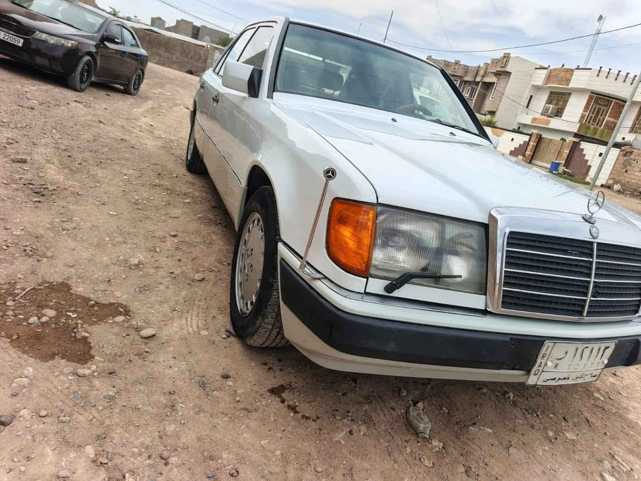 مرسيدس • ٨٩ • بلا ضربه