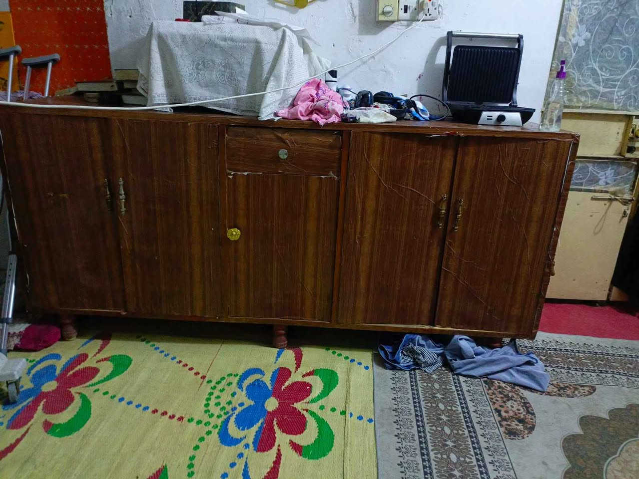 الميز على 75
والكامنتر على 100
للاستفسار ماسنجي او واتساب *********** النجف, العراق
