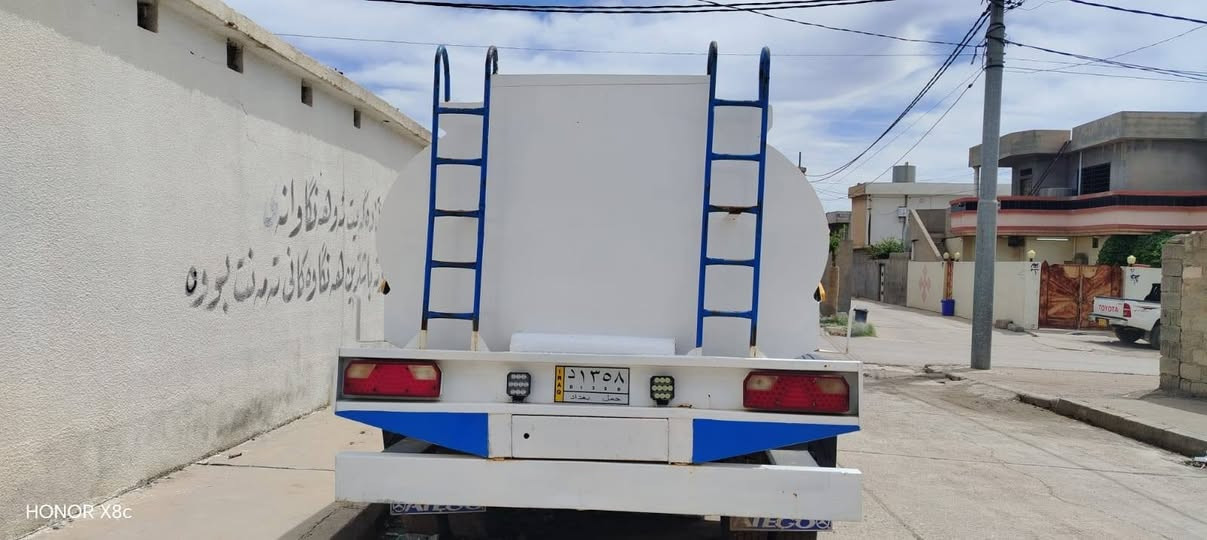 مزايدة بدون رقم (بدون تعويل)
(بئ رةقةم مزايدة كؤدى ئاسايشي بؤ كراوة)
اتيكو 2006 محرك كير شاصي مكفول بدون صبغ
مكان السليمانية
***********
***********
