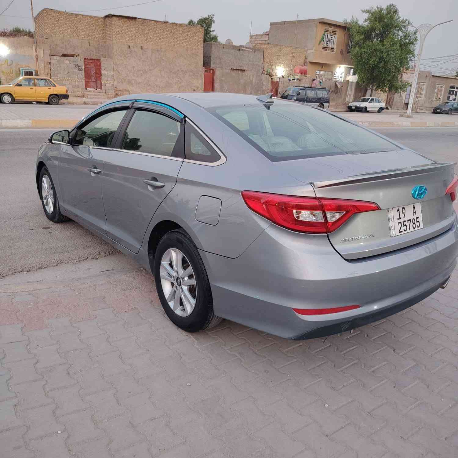 سلام عليكم سياره نوع سوناتا وارد امريكي موديل 2015نص فول تحكم ستيرن  كشنات تبريد تدفئه دشبول بيانو كشنات جلد داخل صاج كامره دواره سياره جديده كير مكينه حداديه تبريد تخم تاير خير من الله سياره جديده مال جناي مامتعوبه كفاله عامه ماعده جاملغ المامي صبغ اكلير اثر شخوط باقي سياره كفاله كلهه ليبل واحد العنوان كربلاء السعر99وبيه مجال حك جيه رقم الهاتف***********📞📞
