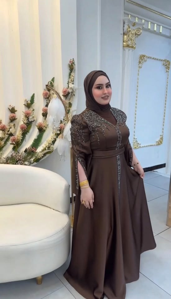 السعر 90
قياس 46 
بعده جديد ونظيف 
ملبوس قبل يومين مره وحده 
اليعجبها تدخلي ونتناقش ع سعر هم بي مجال ***********‬
