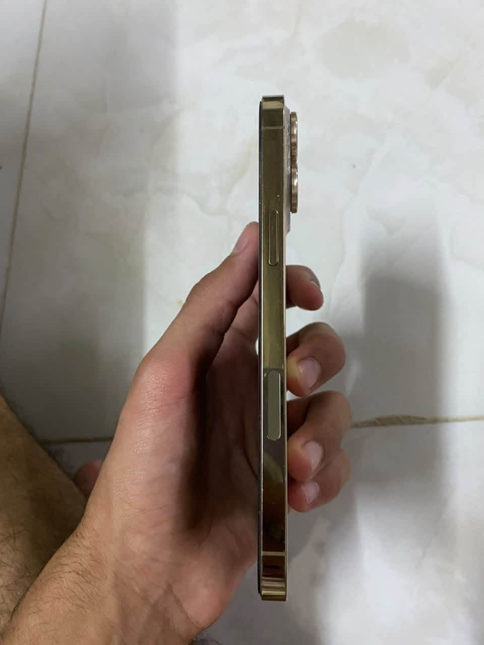 سلام عليكم
آيفون 13pro max للبيع 
جهاز بلادي ما مفتوح شرط حاسبه
بطاريه 89  و صرفيت شحن ناسي ولا يصرف 
ذاكره 128 نموذج M كارتون بلادي وياه 
كلشي بي شغال فقط ضهر مكسور و يصلح ب 25  الف
سعر 765  وبي مجال و فلوس تصليح ضهر ينزل من سعر 
مكاني كركوك
رقم هاتف***********
