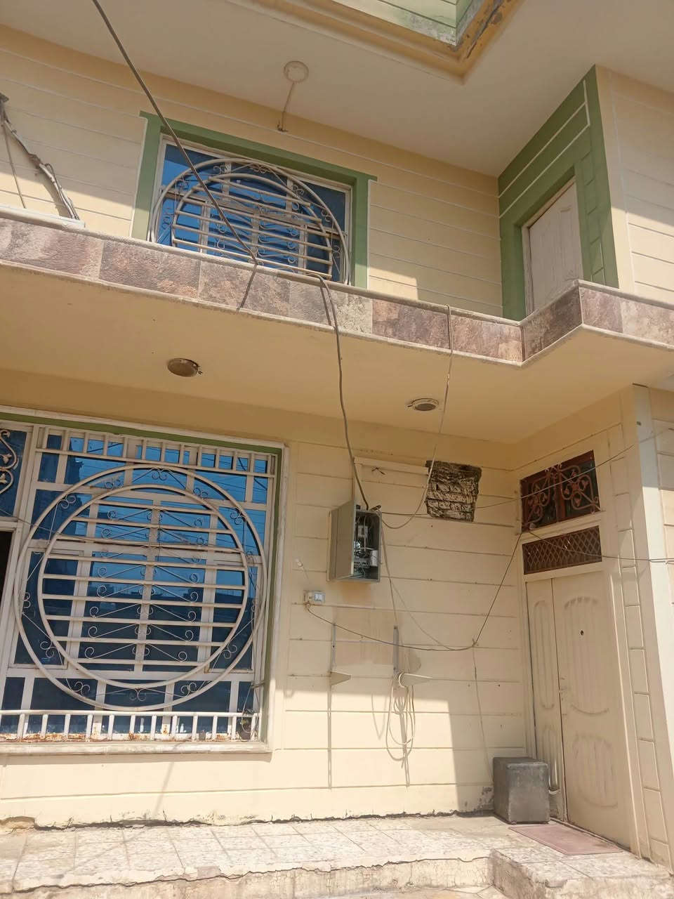 🛑 دار سكني  للبيع 🛑

المنطقة:الديوانية #حي_الحضارة_مربع_النسر
اقرب نقطه مجمع الطبي مقابيل معمل الثلج 🏛️

مساحته 220 واجهة 11 ونزال 20
البيت طابقين 
الطابق الارضي غرفتين وصاله ومطبخ واستقبال وصحيات وكراج سياره وحديقه صغيره وصحيات خارجيه
الطابق الثاني غرفه كبيره وصاله كبيره مع مجمعات صحيه

#للاستفسار_اكثر_***********
أو مراجعه مكتب السند للعقار الكائن في الجزائر شارع المطاعم مقابل مدراس التفوق
