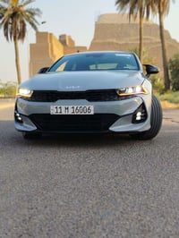 سلام وعليكم K5موديل2024 GT_Line فولعدةالفتحة المكينة 1600تيربو داخل ما...