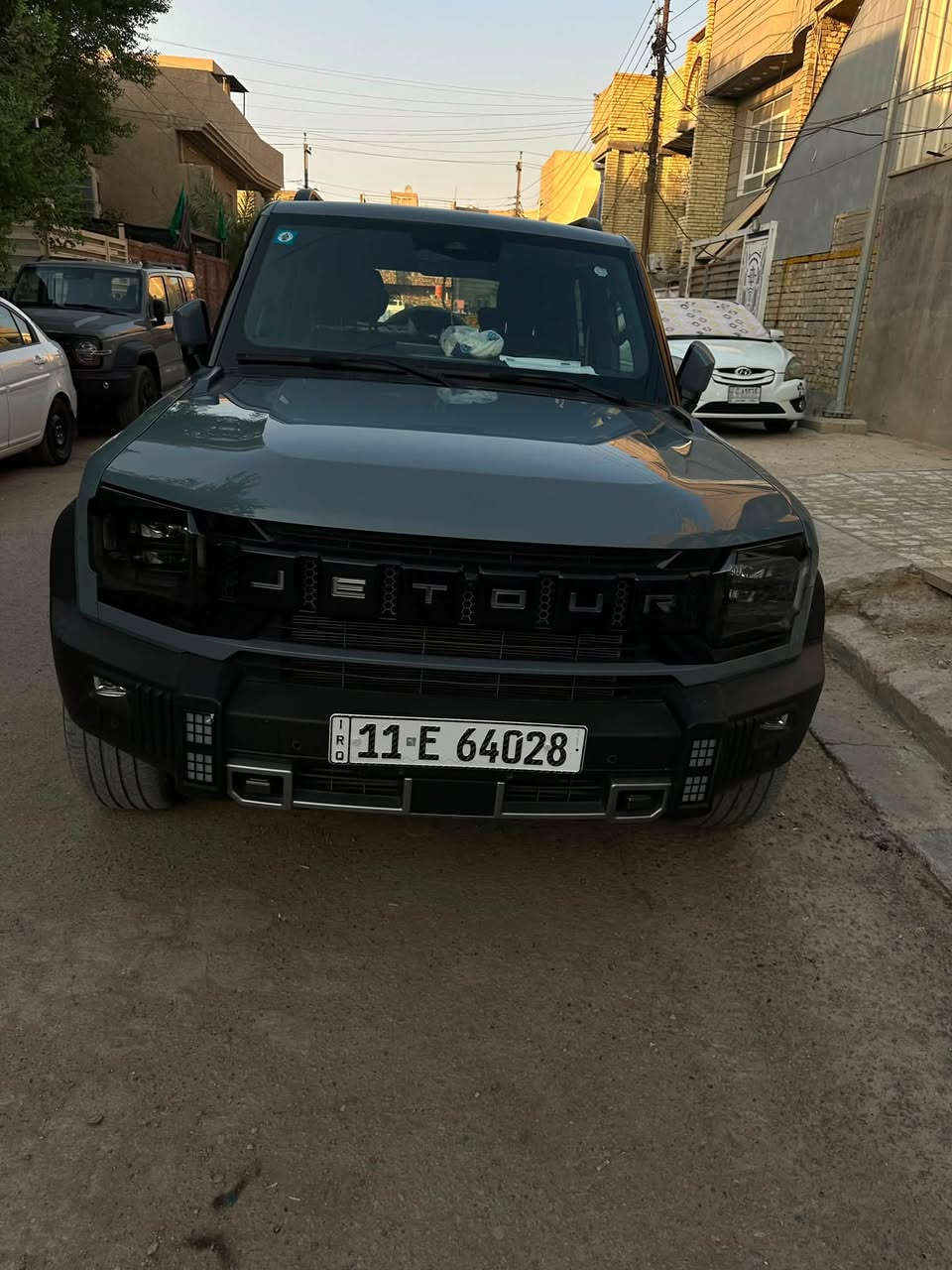 🚘 للبيع جيتور T2 PLUS LUXURY 🔥

بيها ملاحضه وحده فقط طعجة خفيفه مثل ما موضح بالصورة اي شي ثاني مكفول وجاهزة للفحص 

✨ المواصفات:
• Jetour T2 Plus Luxury
• محرك 2.0 Turbo
• قوة 254 حصان
• عزم 390 نيوتن
• دفع رباعي 4WD
• قير 7 سرعات DCT
• جنوط 20 إنچ
• شاشة كبيرة 15.6 إنچ
• كاميرات 540°
• فتحة سقف بانوراما
• مقاعد جلد
• أنظمة أمان ومساعدة قيادة متطورة
• مواصفات Luxury Plus كاملة

🛡️ ضمان شركة هارلم

✅ استخدام شخصي
✅ السيارة نظيفة جداً
✅ الفحص متاح

📍 الموقع: بغداد - الامين الثانية
📞 للتواصل:*********** 

رجاءا اذا مو شاري لا تتصل
