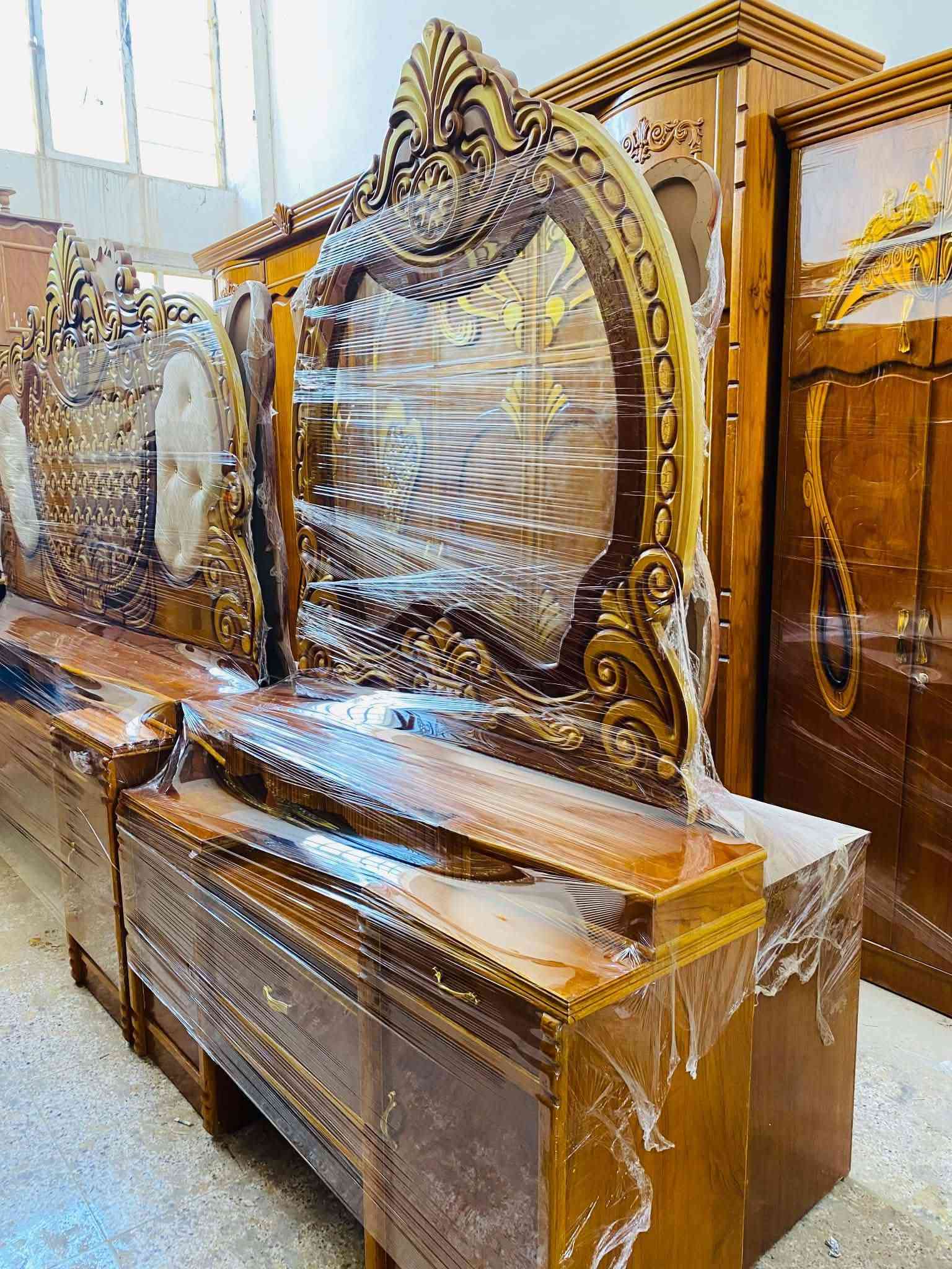 غرفة نوم عراقي مستخدم اخو الجديد وباسعار مناسبة شغل درجة اولى مرتب ضهر جرجوبة توصا احطاطة صاج خارج داخل 
السعر 850 الف وبيها مجال للطيبين 
رقم الهاتف ***********
