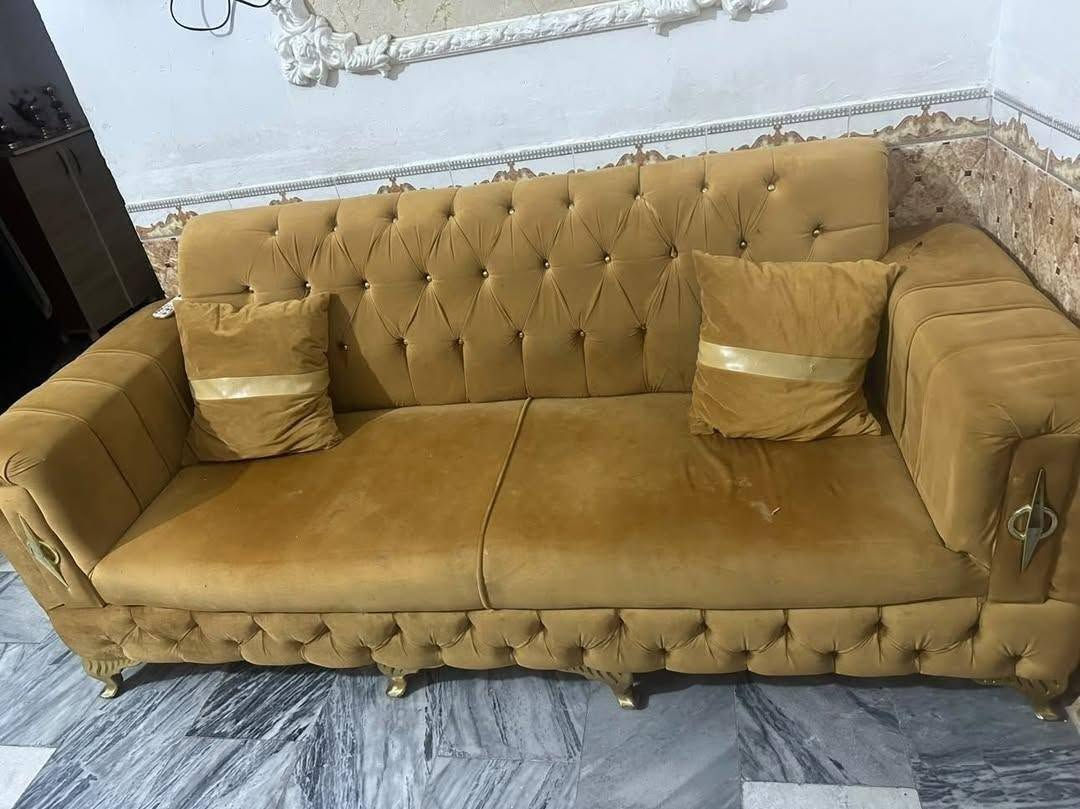 اغراض ببت للبيع الغرفه ب700 بيه مجال
التخم ب200  ميز طعام ب160 الف
العنوان ناصرية الإسكان الصناعي 
تابع قناتي تلكرام اول باول النشر 👇👇
https://t.me/furnitureThi
