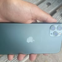 آيفون ١١ برو ماكس • ٢٥٦ • فيس ايدي متوقف