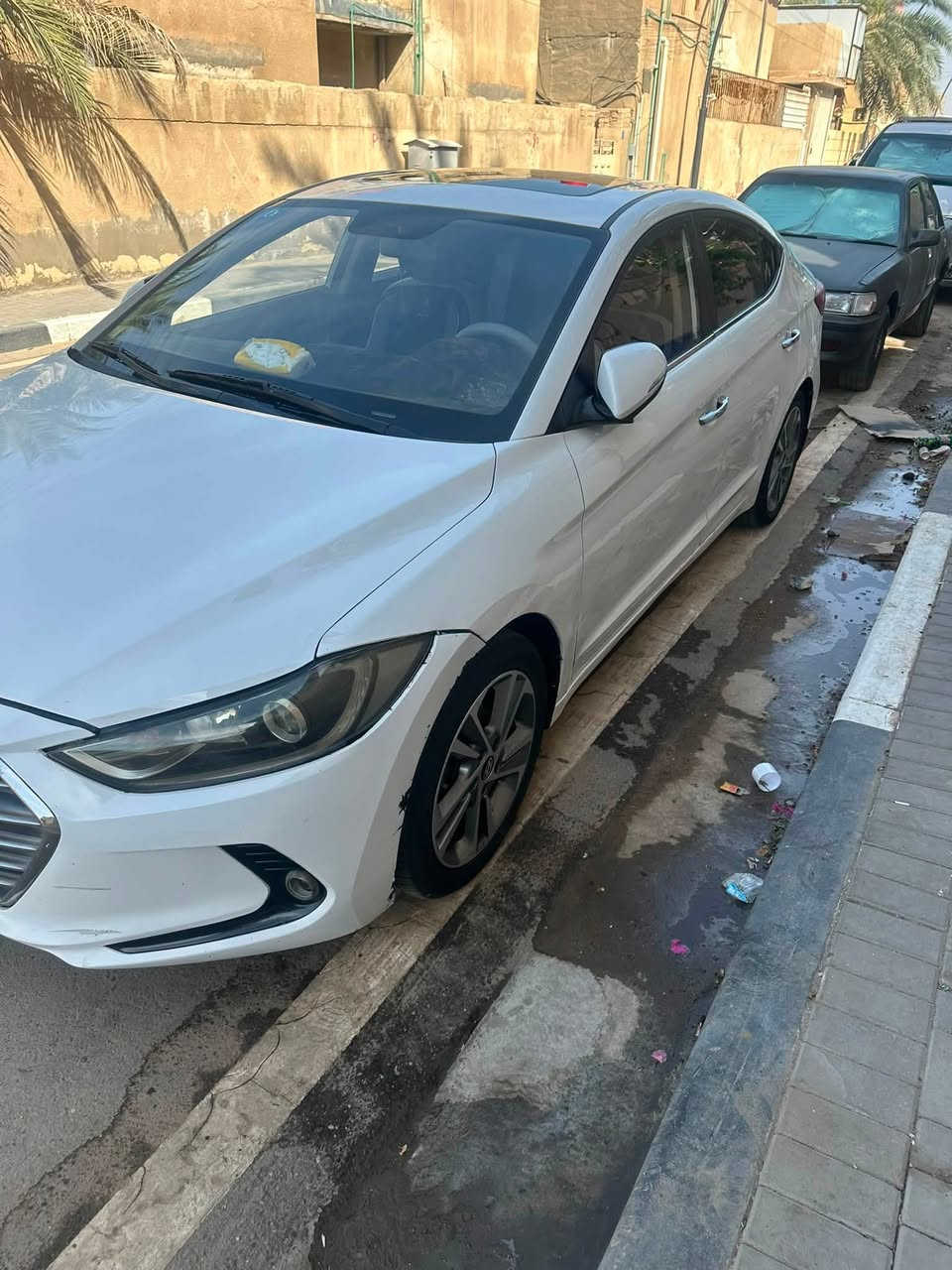 النترا موديل 2017 خليجي
فول مواصفات ما عده البصمه 
مكينه وكير كفاله 
محرك 2000 دوش 
سياره بيه باردات قليل وبيه صبغ نصف جاملق لخلفي للدوسه 
السعر ١٢٥ وبيه مجال بصيط 
***********
