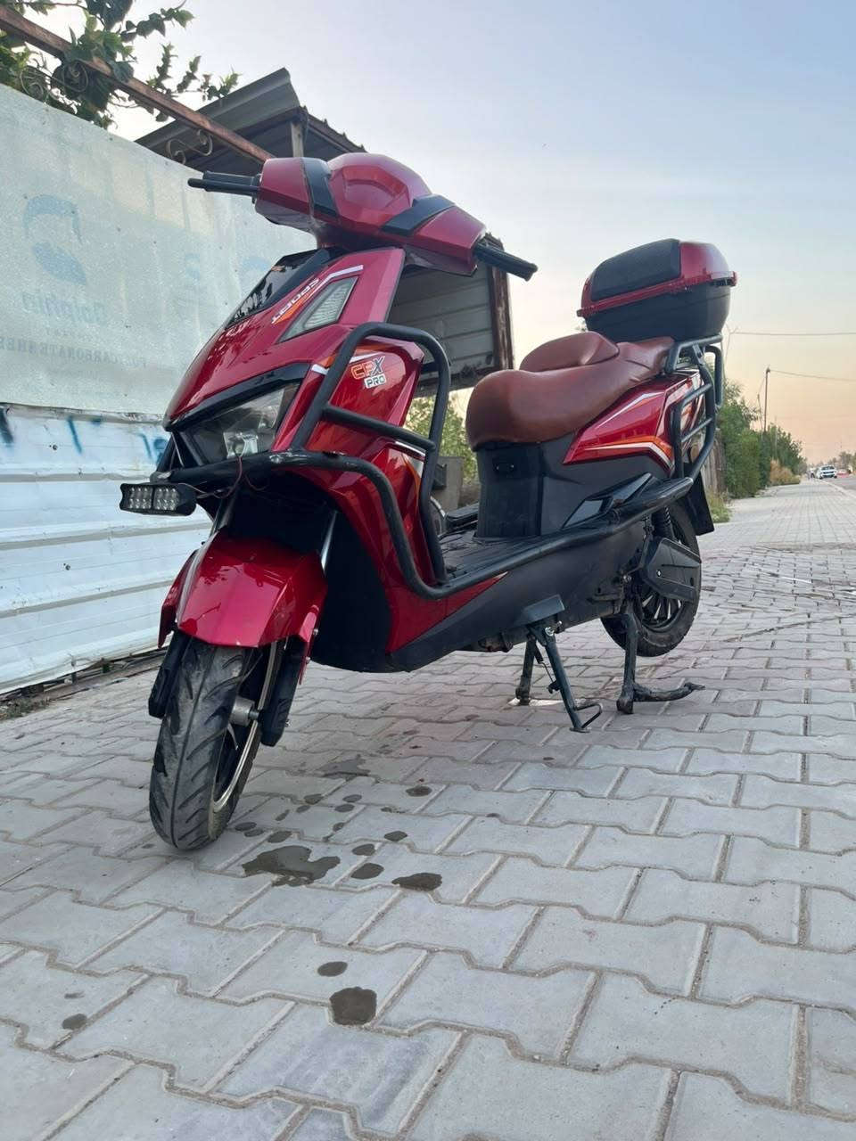 شحن • سكنس مدرع • ٦ بطاريات