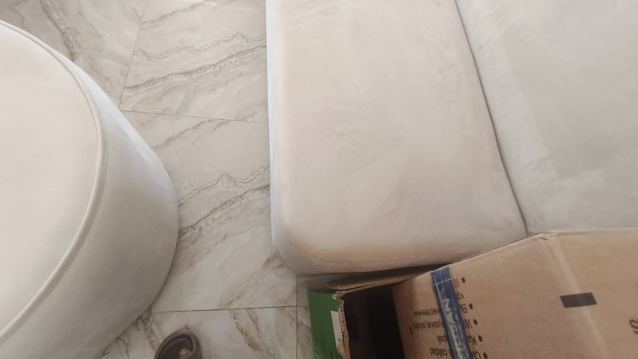 مسويه بيدي درجه اوله  ولخشب بلاويد والقماش والسفنج الضل نوعيه طول ١٧٠ وعمق ٦٠ نضيفه ومامستخده  ابد ابد ابد وماعندي توصيل 
مكاني ديالى 
***********
