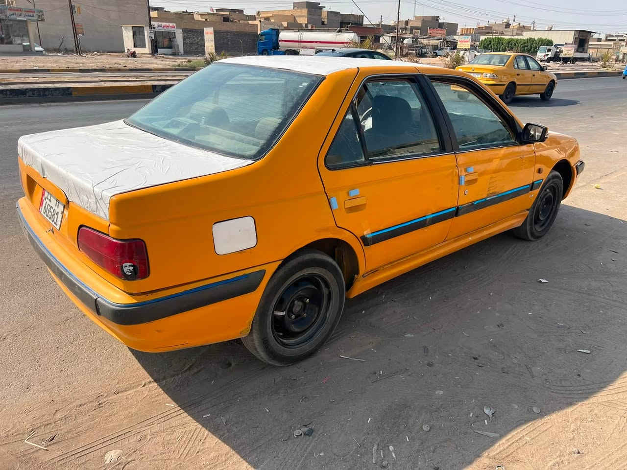 السلام عليكم بيجو بارص مديل ١٨رقم بغداد نكليزي بسمي تحويل ثاني يوم مكينه كير جدد المكان بغداد حي النصر 
السعر ٣٥
الاتصال ***********
