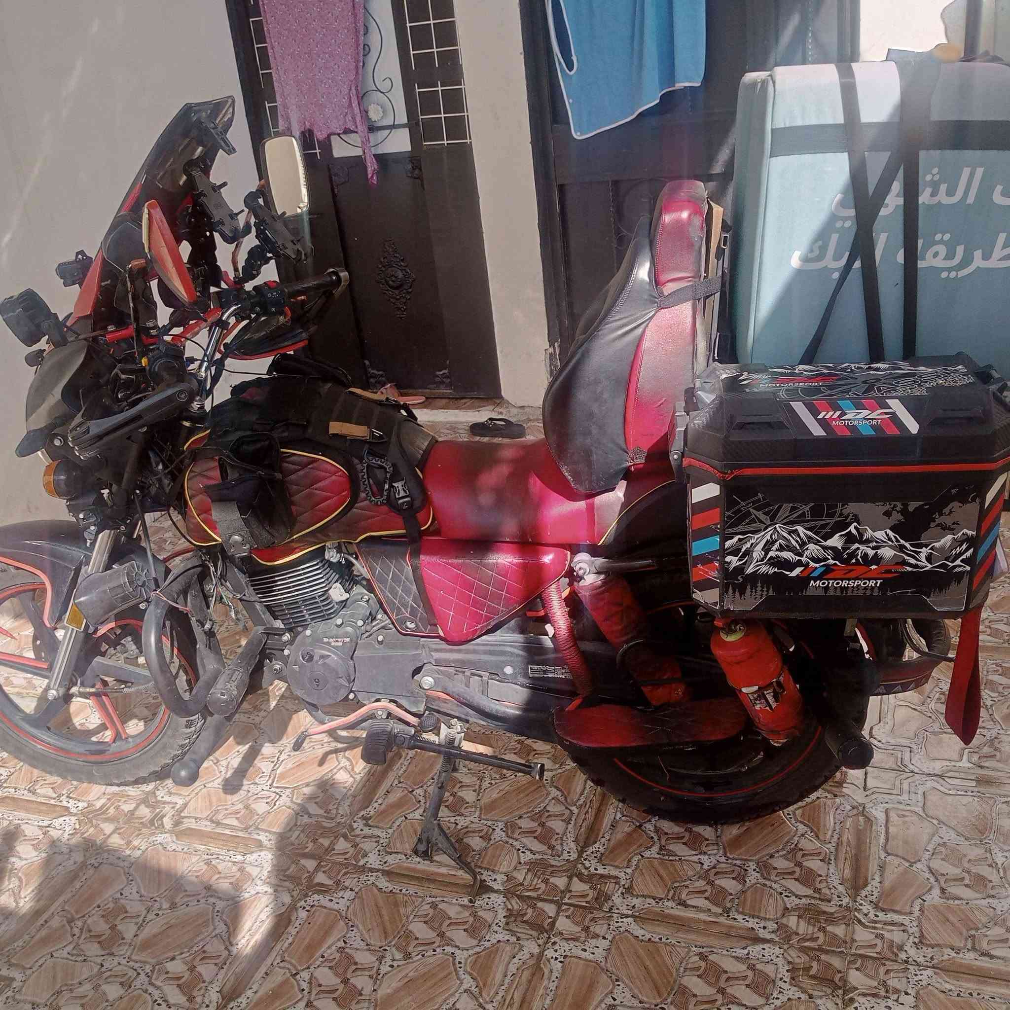 لبيع دايوان اي24باب اول محرك مامفتوح 200 مرقم اربيل شرط تحويل تراجع بسمي***********
