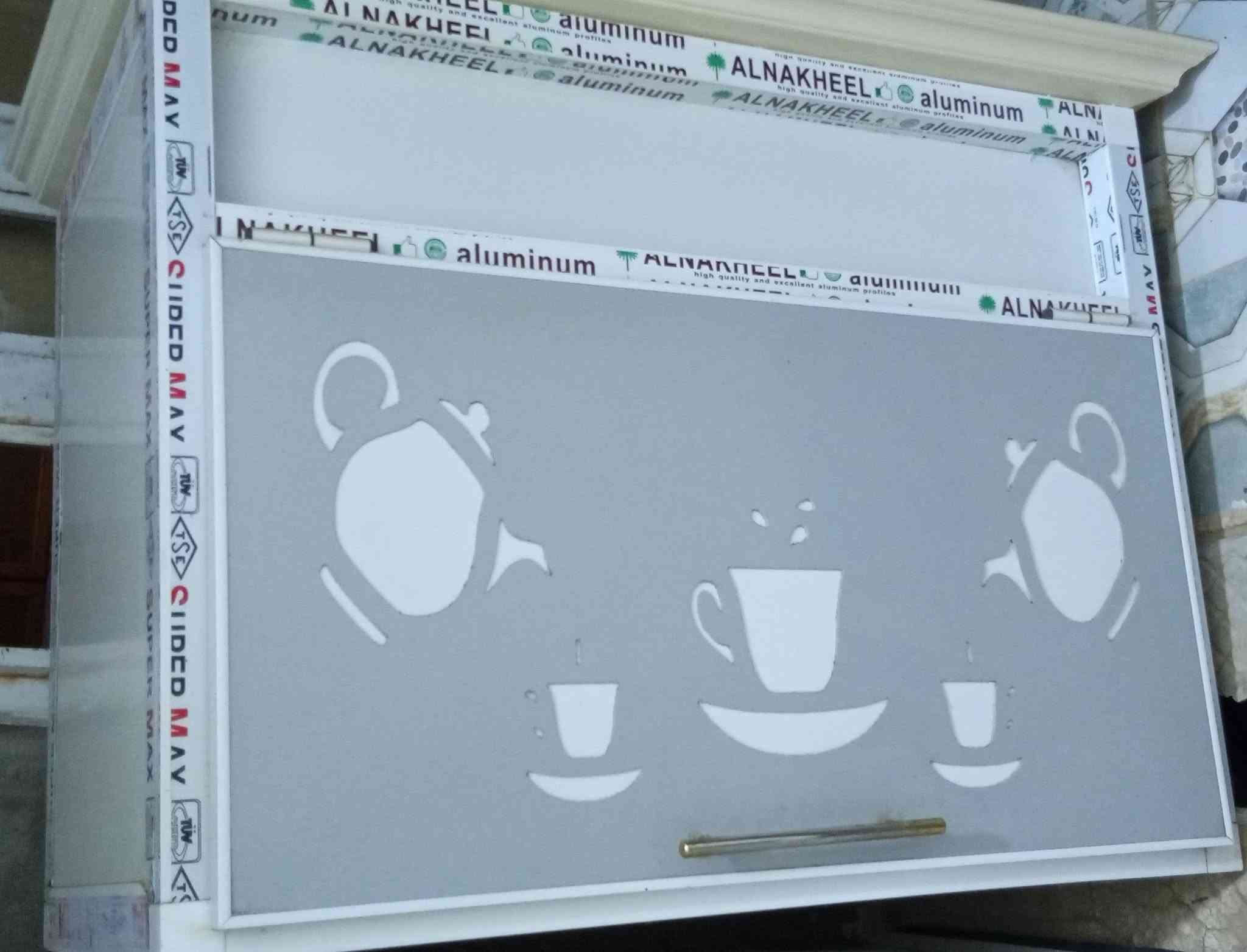 غراض للببع
بردات ومفارش تخم وطباخ وبيت شافطة وعربانة حلاقة ونص تخم وعارضة حمره والعارضات السود هنه وميز بس بدون مراية وجهاز بخار استفسار اكثر خاص موجود وهذا رقم*********** ولماعنده رصيد موجود بهذا رقم واتساب 
رجاءا موشراي لا يخابرني وليدخل خاص
