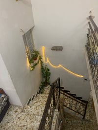دار للايجار بالكرغوليه مساحته 100 طابق ونص جوه غرفه واستقبال ومطبخ وخد...