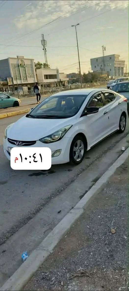 النترا 2013محرك وكير شرط طخم أمامي خلفي جديد وارد كوري السياره باسمي سنويه وهزه جديده بيها نصف جاملخ بخ فقط وباقي السياره ابلادي سياره خير من الله الاستفسار على الأرقام ***********او***********

