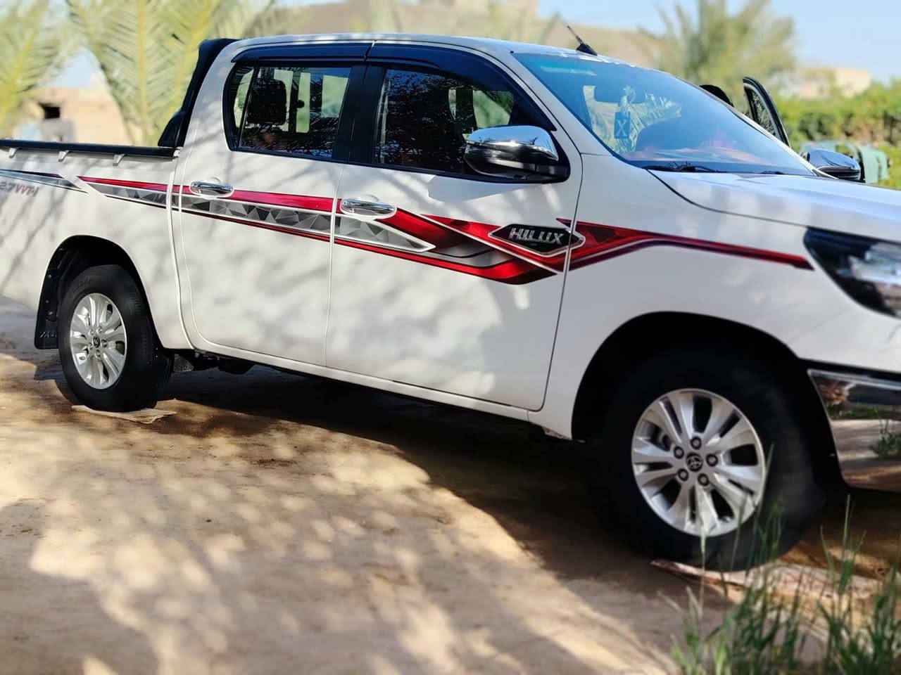 هايلوكس فول • ٢٠٢٣ • ماشيه ٥٤ الف