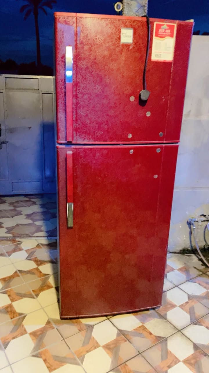 ثلاجة • نظيفة • واتساب