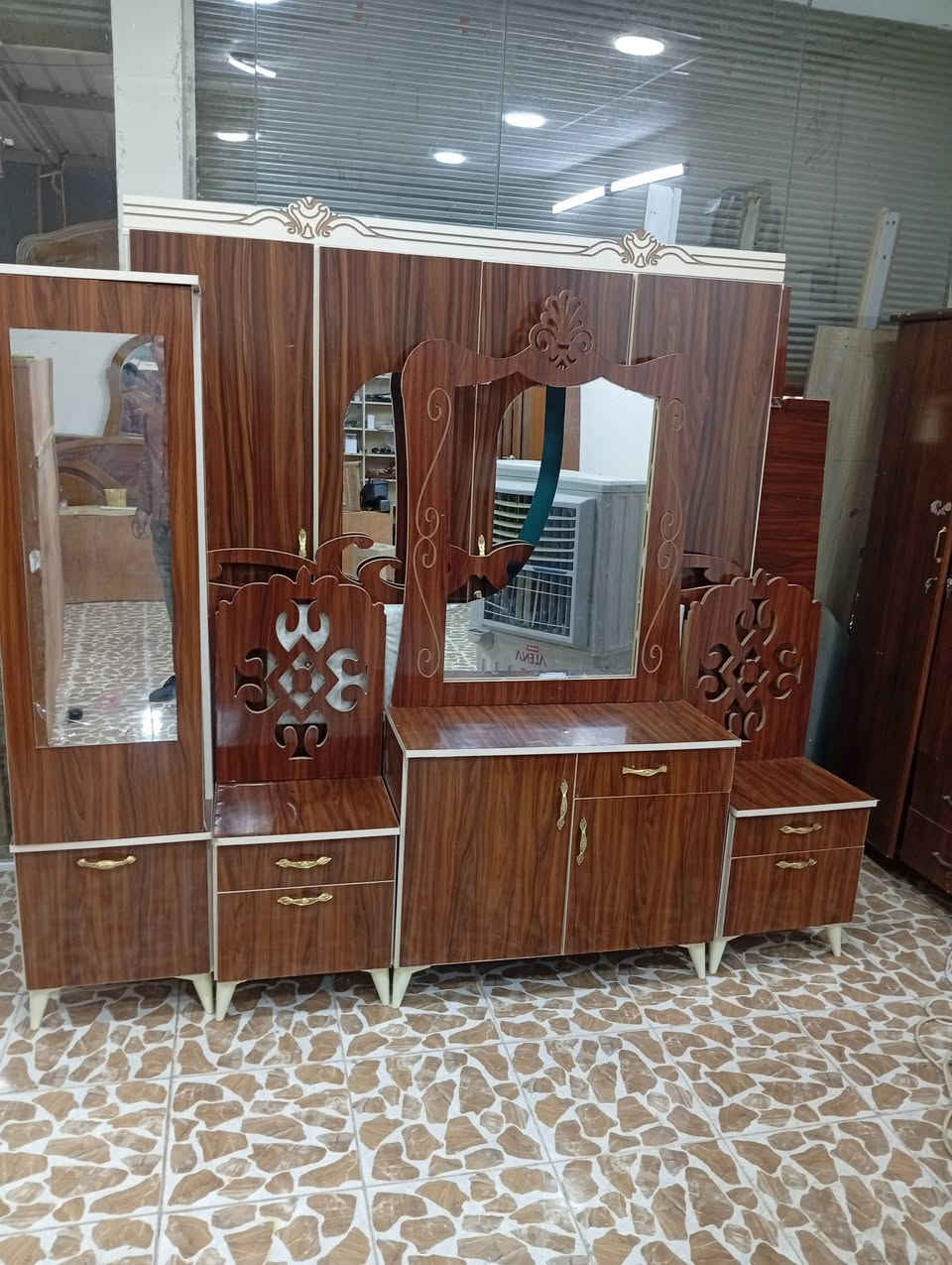 غرف نوم كلمن وسعره للستفسار***********او
***********
