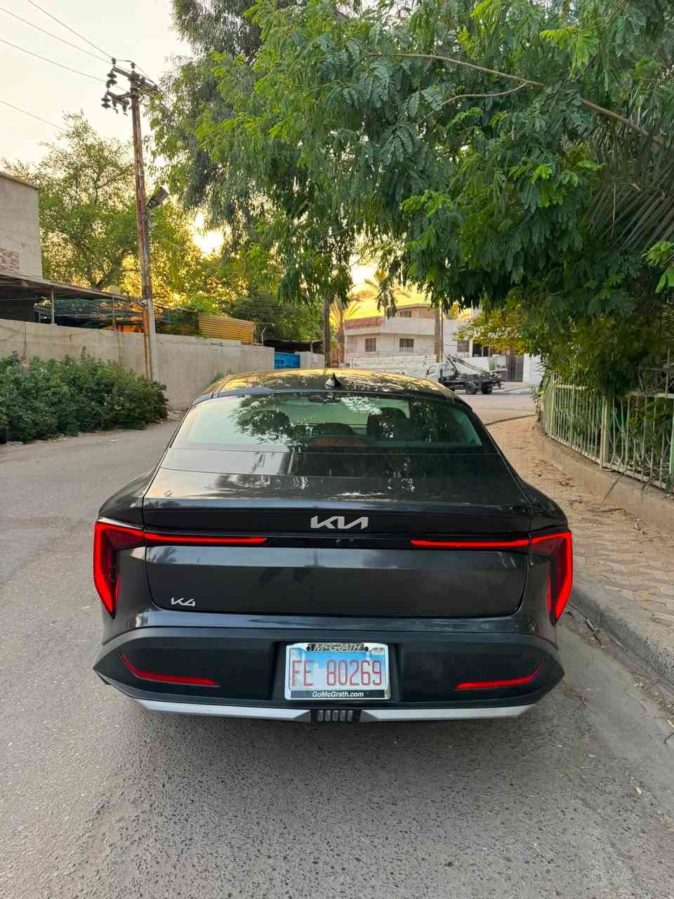 سلام عليكم
للبيع كيا k4  
2025
ماشيه 1 ميل يعني زيرو بدون ايرباك فقط جاملغ بارد وشبر صبخ بل جنطه صور الحادث مرفقه السياره زيرو بمعنى الكلمه بدون ايرباك بجم كبس موصفات LXs
تشغيل عاً بعد ورادار 360 قيادة ذاتيه دجتل لايتات 3 عدسات بك لايت لد حره باسمي  تترقم جميع المحافضات 
لا تقارنها ويا وحده ماكله بجم ميعجبك السعر توكل السياره مال جناي ياخذها زيرو بعتبار  عنواني بغداد الامين الثانيه 
*********** السعر 158
