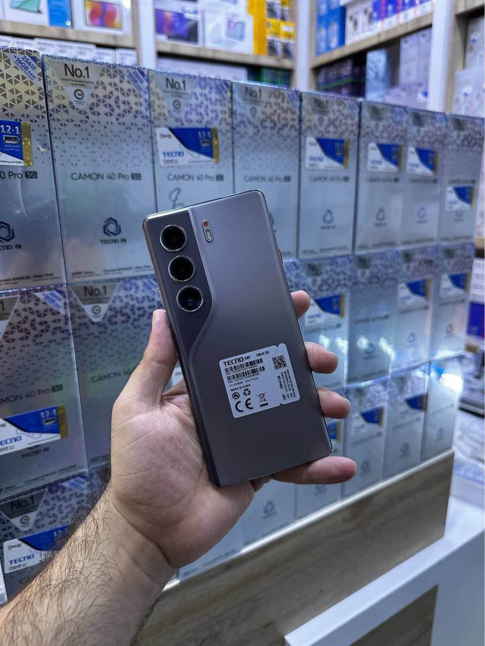 كامون 40 برو 5G • رام ١٦ • ٢٥٦ جيجا