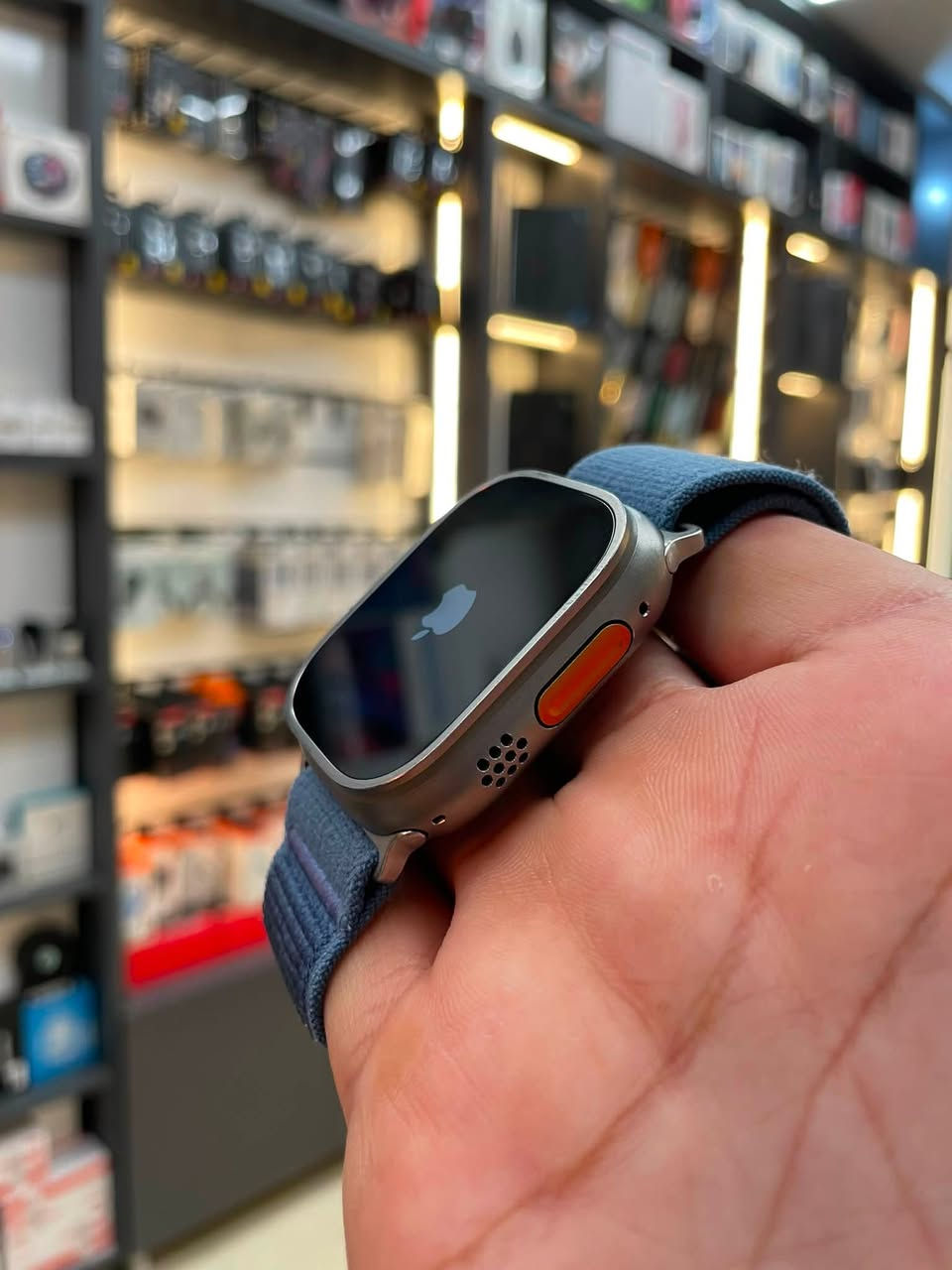 Apple Watche Ultra 1
Apple Watche Ultra 1 
Battery 🔋 100%
زۆر پاکە و کەم ئیشی کردوە
وایەر شەحنی بیلادی لەگەڵە
زەمانی M center 
تەنها کارتۆنی لەگەڵ نیە 

350$ نرخ

***********
