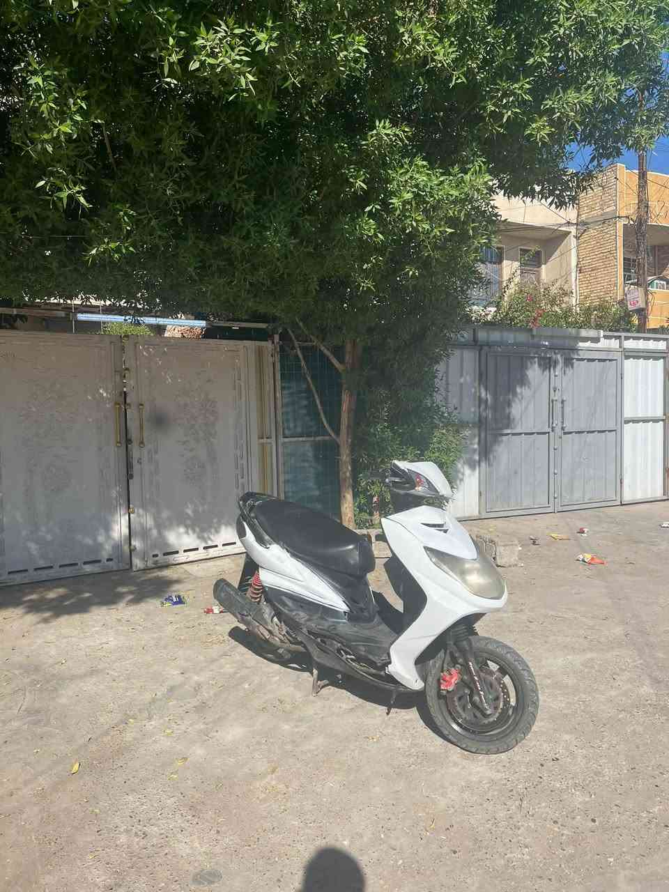 سلام عليكم سكنس فحل 140 كابريتر الدراجه خير من الله و الدراجه بلاديه جيب فيتر و افحص الدراجه نكره سلف كهربائيات شغاله مكاني بغداد الشعب  و السعر المطلوب 500 و بيهه مجال للتواصل عله الرقم ***********
