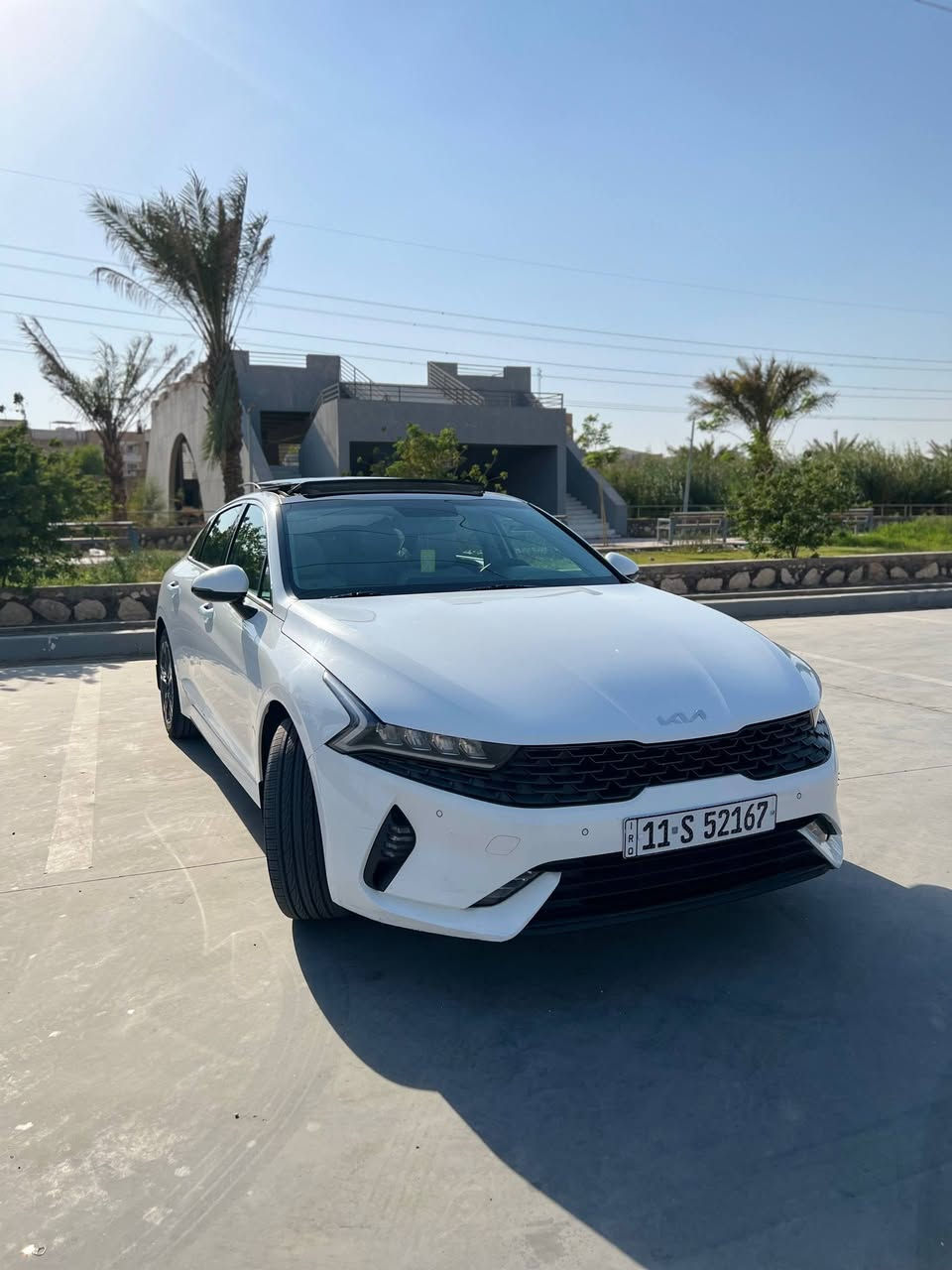 السلام عليكم Kia K5 خليجي موديل 2023  فول مواصفات 1/1 رقم بغداد الانكليزي سنوية وهزه جدد. باسمي السيارة ضمان شركة الدولية مكفولة كفالة عامة لاشخط لا رصعة لا دحجة كلش جديده سياره ماشية 60الف كيلو المحرك والكير جدد ادامة حسب توصيات الشركة تخم تاير جديد اصلي كوري كومهو الحدادية جديد ع وضع الشركة كلش ناعمة
السلام عليكم Kia K5 خليجي موديل 2023  فول مواصفات 1/1 رقم بغداد الانكليزي سنوية وهزه جدد. باسمي السيارة ضمان شركة الدولية مكفولة كفالة عامة لاشخط لا رصعة لا دحجة كلش جديده سياره ماشية 60الف كيلو المحرك والكير جدد ادامة حسب توصيات الشركة تخم تاير جديد اصلي كوري كومهو الحدادية جديد ع وضع الشركة كلش ناعمة.
المواصفات 
بصمة مع تشغيل عن بعد 
فتحت السقف بانوراما 
مري شفط 
خمسه ويل كروم بلادي نضافة 100٪
ترحيب عن الاقتراب
لايتات LED مع كشاف LED
الجنطة ذكية عند الاقتراب
داخل ابيض ملكي VIP
تبريد بيانو لمس
قطعتين تبريد
لايات داخل الغرفه LED ابيض لمس
فول تحكم ستيرن 
الكير وضعيات قيادة متعددة
حساسات امامي وخلفي
كامره دواره خلفيه
شاشة كبيرة 
السيارة كلش جديدة ومامتعوبة ابد
المكان النجف الاشرف 
السعر ١٩٨
رقم التلفون***********
