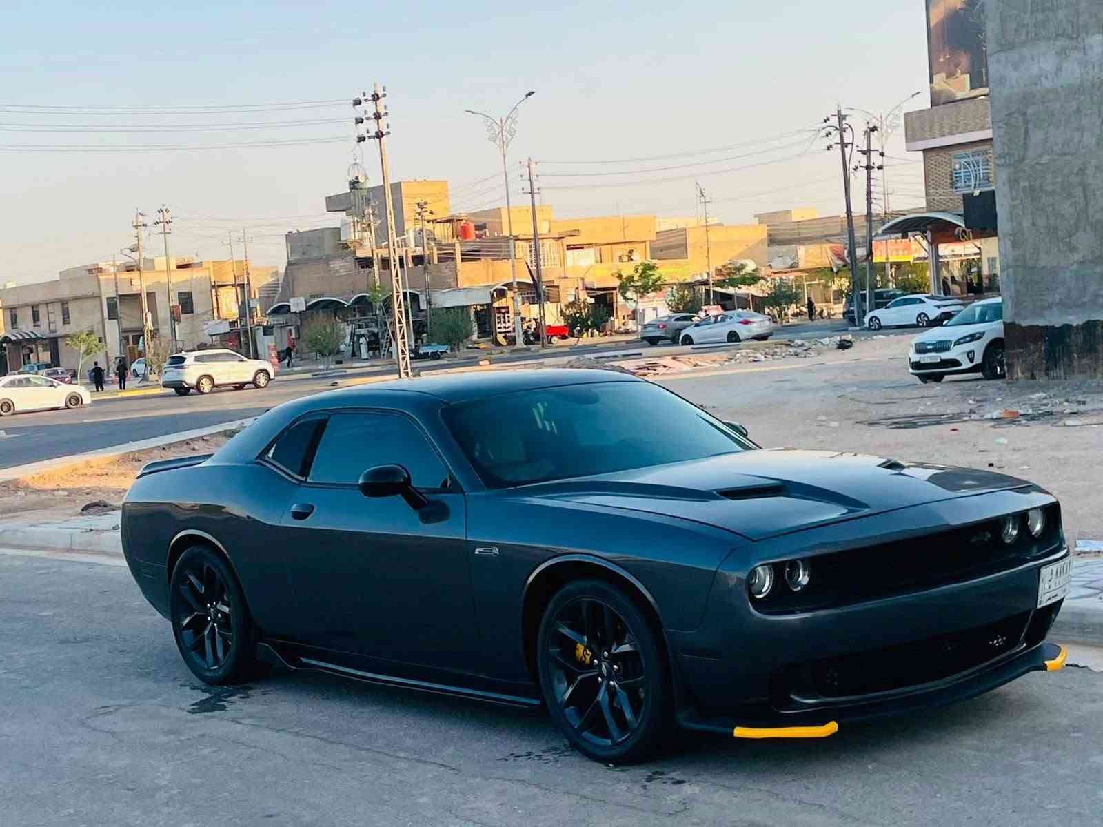 سلام عليكم دوج جالنجر مديل 2019وارد امريكي حادثه جاملغ وبنيد سياره جاهزه واي نقص مابيه ماشيه 80الف رقم بغداد سنويه 2028ويلكب 20شاشه جبيره كشنات جلد بيجي مكينه 3600 وبعد بيه موصفات الستفسار *********** سعر 138 نتصل
