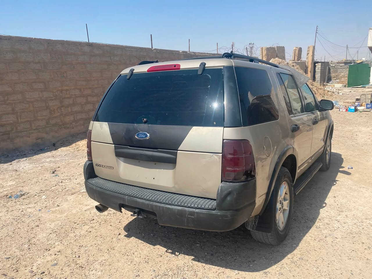 مزاد ٢٠٠٦ سعر مناسب ***********
