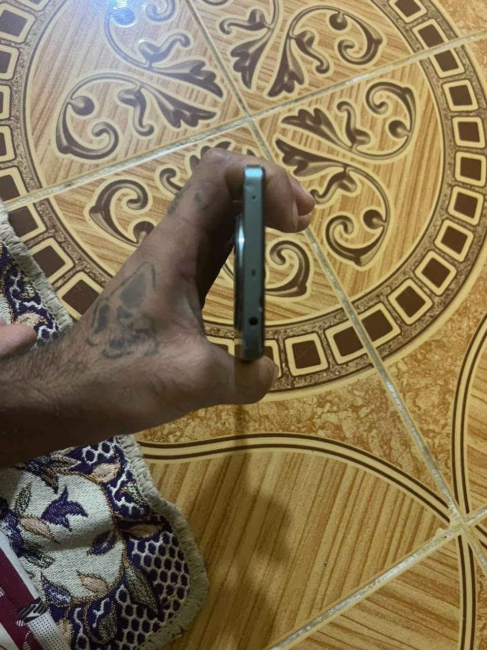 سلام عليكم ريلمي 12 ذاكره 512  بوبجي 60فريم سلاسه كلش حلوه
مراوس حسب لقناعه أو ابيع مكاني رمادي تأميم تواصل 
*********** 
ادمن وافق 🩶
