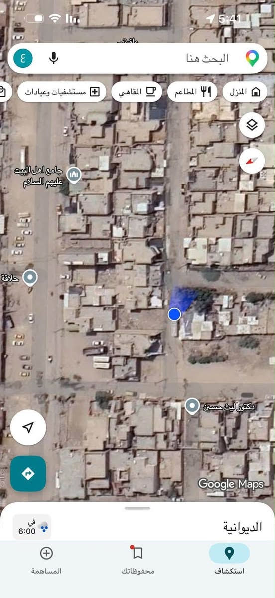 فرصة استثمارية وسكنية في الديوانية - حي الزهراء.. الأرض التي تبحث عنها جاهزة للبناء!

إذا كنت تخطط لبناء بيت العمر أو تبحث عن استثمار آمن ومضمون يرتفع سعره قريباً، فهذه فرصتك.

 الموقع المميز: الديوانية - حي الزهراء (المنطقة الواقعة خلف جامع أهل البيت) - موقع هادئ، راقٍ، وقريب من الخدمات الأساسية.

تبعد 1 كليو متر عن شارع الاسكان العام

 المساحة: 200 متر مربع (واجهة وأبعاد ممتازة لاستغلال كل شبر في التصميم).

 بنية تحتية كاملة وجاهزة:

المنطقة مخدومة بالكامل ولن تحتاج لانتظار المشاريع:

 شبكة إسالة ماء صافي.

 منظومة مجاري متكاملة وأرصفة.

 كابل ضوئي (إنترنت فائق السرعة واصل للمنطقة).

 ميزة إضافية: أعمال التبليط قريبة جداً (اشتري الآن بالسعر الحالي قبل الارتفاع المتوقع بعد التبليط!).

 السعر: 90 مليون دينار عراقي (وبي مجال بعد المعاينة).

       بالامكان بيع نصف 

 للتواصل المباشر والاستفسار (اتصال أو واتساب):

 ***********

 ***********

أو يمكنك مراسلتنا مباشرة عبر رسائل الصفحة.

[#عقارات_الديوانية](https://www.facebook.com/hashtag/%D8%B9%D9%82%D8%A7%D8%B1%D8%A7%D8%AA_%D8%A7%D9%84%D8%AF%D9%8A%D9%88%D8%A7%D9%86%D9%8A%D8%A9?__cft__[0]=AZbiRnX_TE29guc7xMUXI-zDlG6__MmLY_YscRUu03aZwM5Pm1vxOzQD6EkjIRjIBdN6GkrdyI0tX4QBoWq9_86djYez_77SP14VUTgD0ld5l0pWhx8hBcehdLBPD3uAzDaFWmowSwYdd2XmIld6I_WVVZYeFxFypL-UnfmewHXnnA&__tn__=*NK-R) [#حي_الزهراء](https://www.facebook.com/hashtag/%D8%AD%D9%8A_%D8%A7%D9%84%D8%B2%D9%87%D8%B1%D8%A7%D8%A1?__cft__[0]=AZbiRnX_TE29guc7xMUXI-zDlG6__MmLY_YscRUu03aZwM5Pm1vxOzQD6EkjIRjIBdN6GkrdyI0tX4QBoWq9_86djYez_77SP14VUTgD0ld5l0pWhx8hBcehdLBPD3uAzDaFWmowSwYdd2XmIld6I_WVVZYeFxFypL-UnfmewHXnnA&__tn__=*NK-R) [#أرض_للبيع](https://www.facebook.com/hashtag/%D8%A3%D8%B1%D8%B6_%D9%84%D9%84%D8%A8%D9%8A%D8%B9?__cft__[0]=AZbiRnX_TE29guc7xMUXI-zDlG6__MmLY_YscRUu03aZwM5Pm1vxOzQD6EkjIRjIBdN6GkrdyI0tX4QBoWq9_86djYez_77SP14VUTgD0ld5l0pWhx8hBcehdLBPD3uAzDaFWmowSwYdd2XmIld6I_WVVZYeFxFypL-UnfmewHXnnA&__tn__=*NK-R) [#استثمار_عقاري](https://www.facebook.com/hashtag/%D8%A7%D8%B3%D8%AA%D8%AB%D9%85%D8%A7%D8%B1_%D8%B9%D9%82%D8%A7%D8%B1%D9%8A?__cft__[0]=AZbiRnX_TE29guc7xMUXI-zDlG6__MmLY_YscRUu03aZwM5Pm1vxOzQD6EkjIRjIBdN6GkrdyI0tX4QBoWq9_86djYez_77SP14VUTgD0ld5l0pWhx8hBcehdLBPD3uAzDaFWmowSwYdd2XmIld6I_WVVZYeFxFypL-UnfmewHXnnA&__tn__=*NK-R) [#عقارات_العراق](https://www.facebook.com/hashtag/%D8%B9%D9%82%D8%A7%D8%B1%D8%A7%D8%AA_%D8%A7%D9%84%D8%B9%D8%B1%D8%A7%D9%82?__cft__[0]=AZbiRnX_TE29guc7xMUXI-zDlG6__MmLY_YscRUu03aZwM5Pm1vxOzQD6EkjIRjIBdN6GkrdyI0tX4QBoWq9_86djYez_77SP14VUTgD0ld5l0pWhx8hBcehdLBPD3uAzDaFWmowSwYdd2XmIld6I_WVVZYeFxFypL-UnfmewHXnnA&__tn__=*NK-R)
