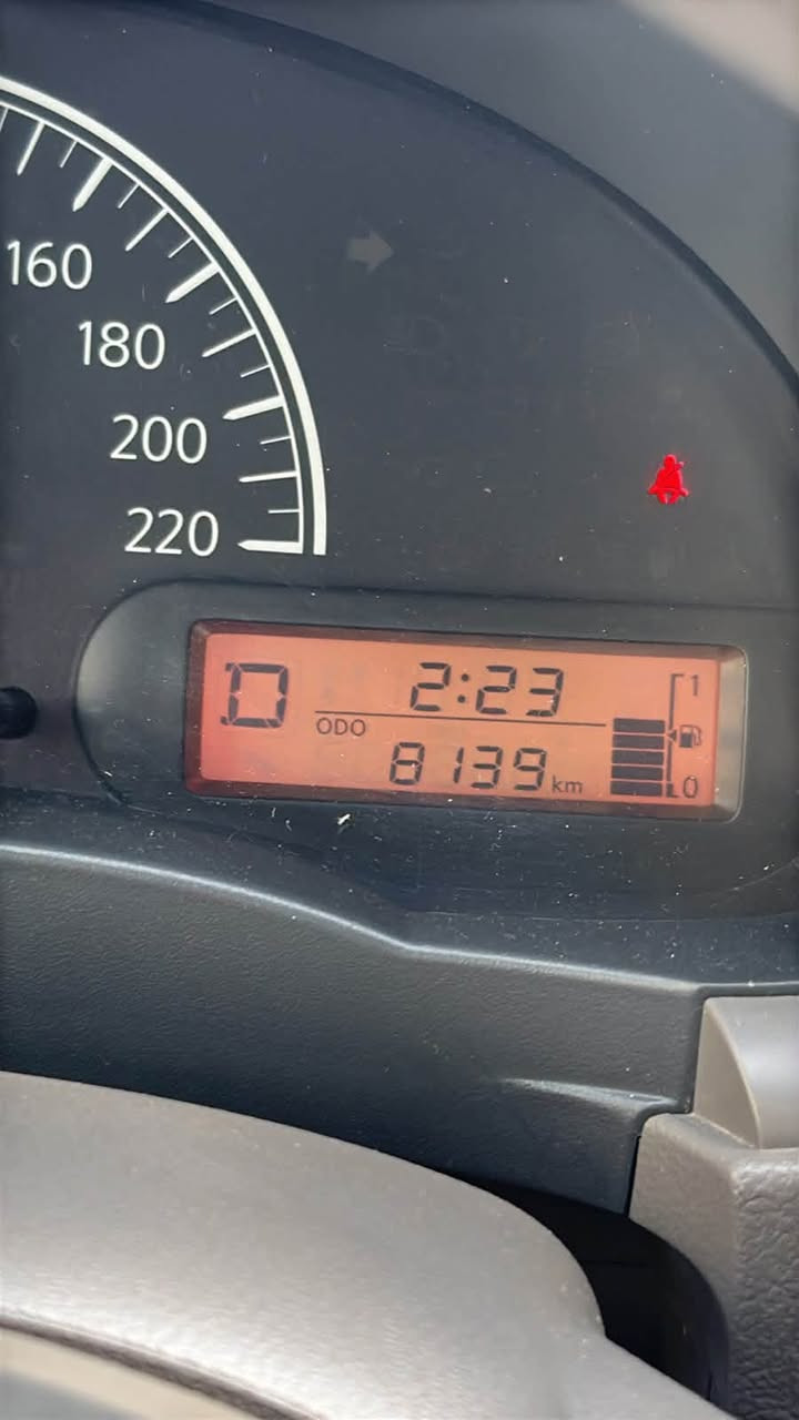 للبيع سني موديل 25 ماشيه 8 الاف 
سياره جديده مكفوله السعر 125 ورقه بيه مجال بسيط بغداد حي العدل***********

