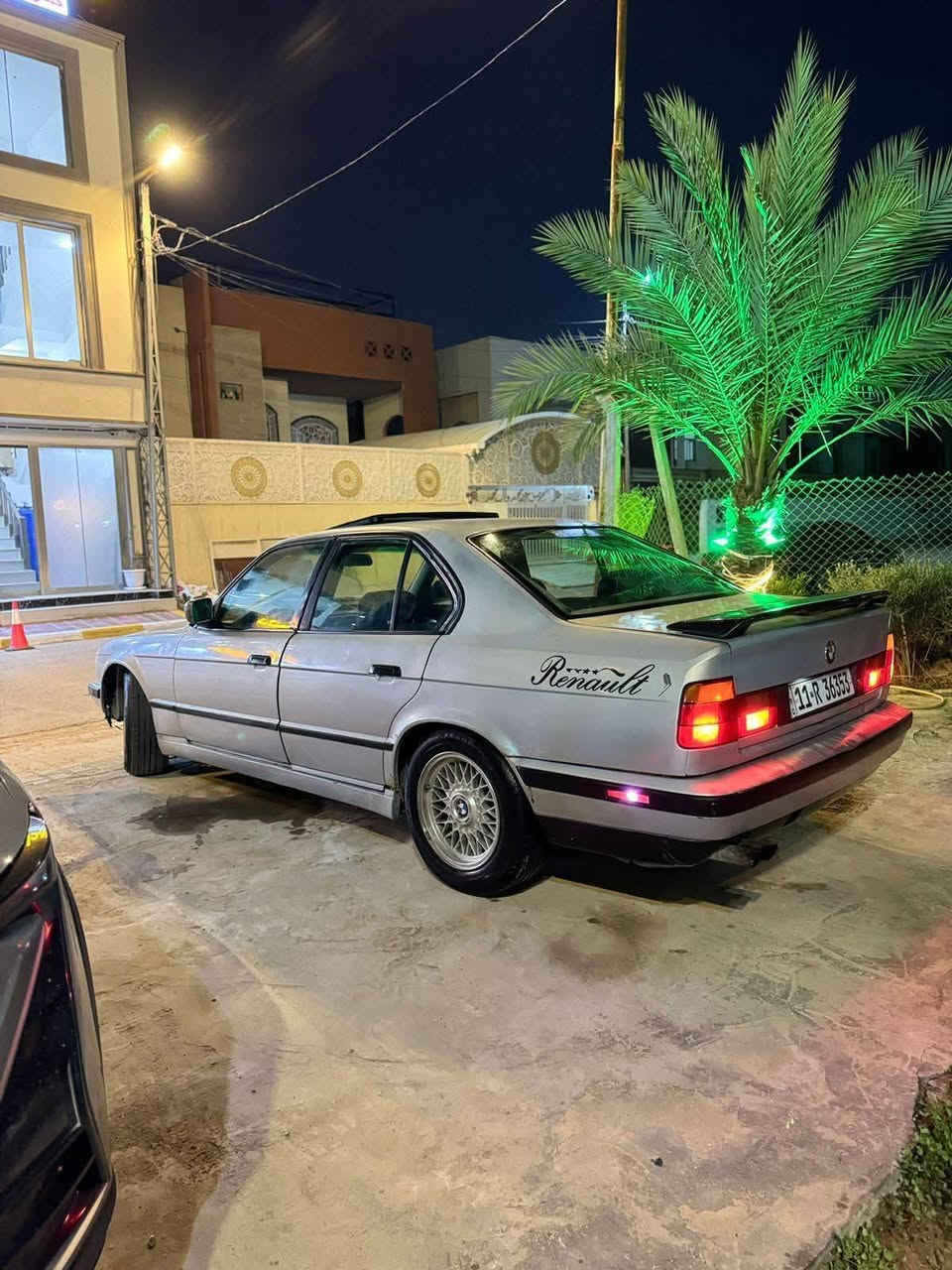 سلام عليكم بي ام 525 بيع مستعجل تبريت ثلج سعر 40وبيه مجال بيع سريع ***********
