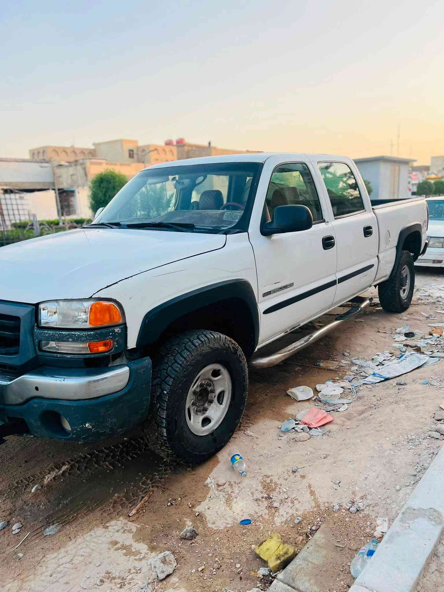 🔥 للبيع سفادو جمسي سيرا موديل 2005 🔥
🚙 مكينة كفالة
⚙️ كير كفالة
🛞 تايرات جديدة
🔩 8 براغي
💪 6100 فحل

💵 السعر: 110$

📍 العنوان: البصرة
📞 ***********

الفحص للجادين فقط، والسيارة حاضرة للفحص.
