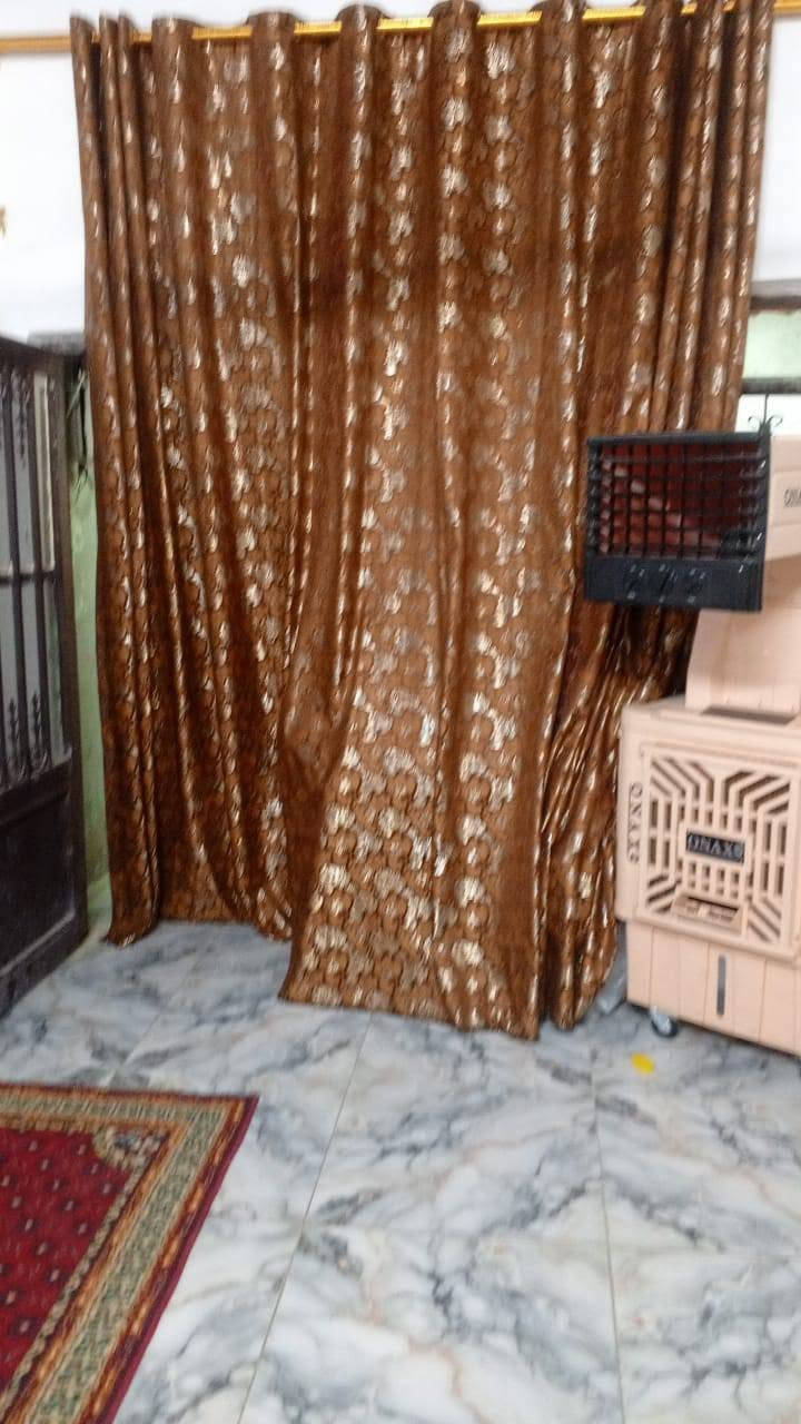 بيت البيع مساحة ٥٠ متر العنوان حي ميسان شارع زوار قديم يم سواق مبارك غرفه وصاله ومطبخ وصحيات معلومات اتصال ع رقم او مراسله واتساب ***********@ السعر ١٤ ونص بي مجال
