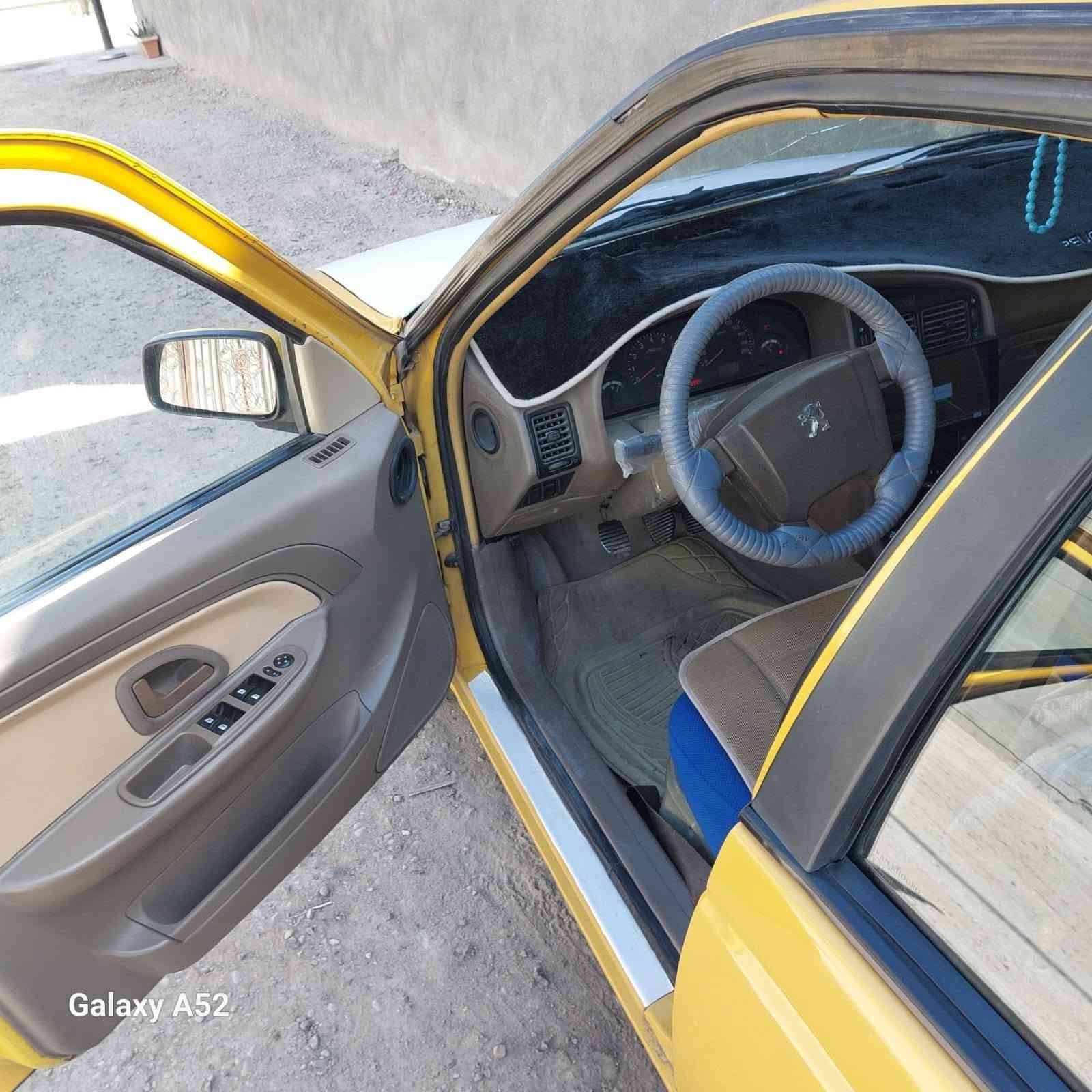 بيجو لميس 2015 رقم انكليزي  بسمي مصفرة هيئة وغرامات تحويل مباشر  السيارة جاهزة وجديدة كبل للشارع ربع ماتصرف عليها منظومة زينون شاشة اندرويد حديثة غرفتها جديدة تبريد ثلج  كير ومحرك جدد السيارة مكفولة من الضربة والصبغ بس خياس كد اربع اصابع بالدوسة مال باب السايق مامسويها  امبينه بالصورة السعر 35 عنواني بغداد الزعفرانية 
***********
