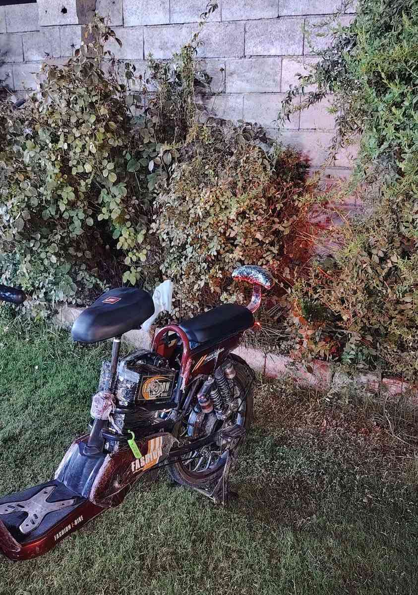 السلام عليكم دراجه شحن نوع HIS جديد ماناقصة برغي بطاريات جدد شرط الفحص عقل ملف شرط الفحص بل حقيقة انضف من الصور للبيع او مراوس سعر 220
الرقم للاستفسار ***********
السلام عليكم دراجه شحن نوع HIS جديد ماناقصة برغي بطاريات جدد شرط الفحص عقل ملف شرط الفحص بل حقيقة انضف من الصور للبيع او مراوس سعر 220
