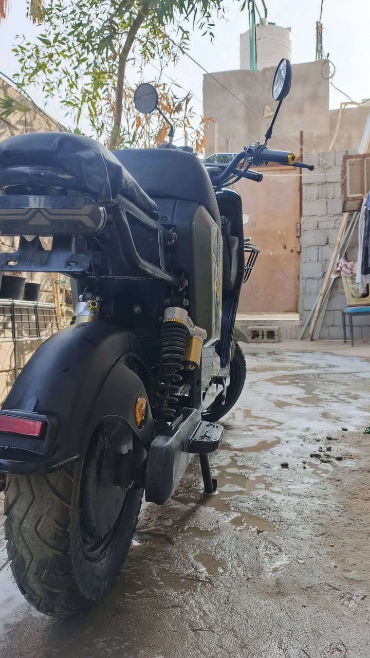 R9 • نظيفة • بطاريات