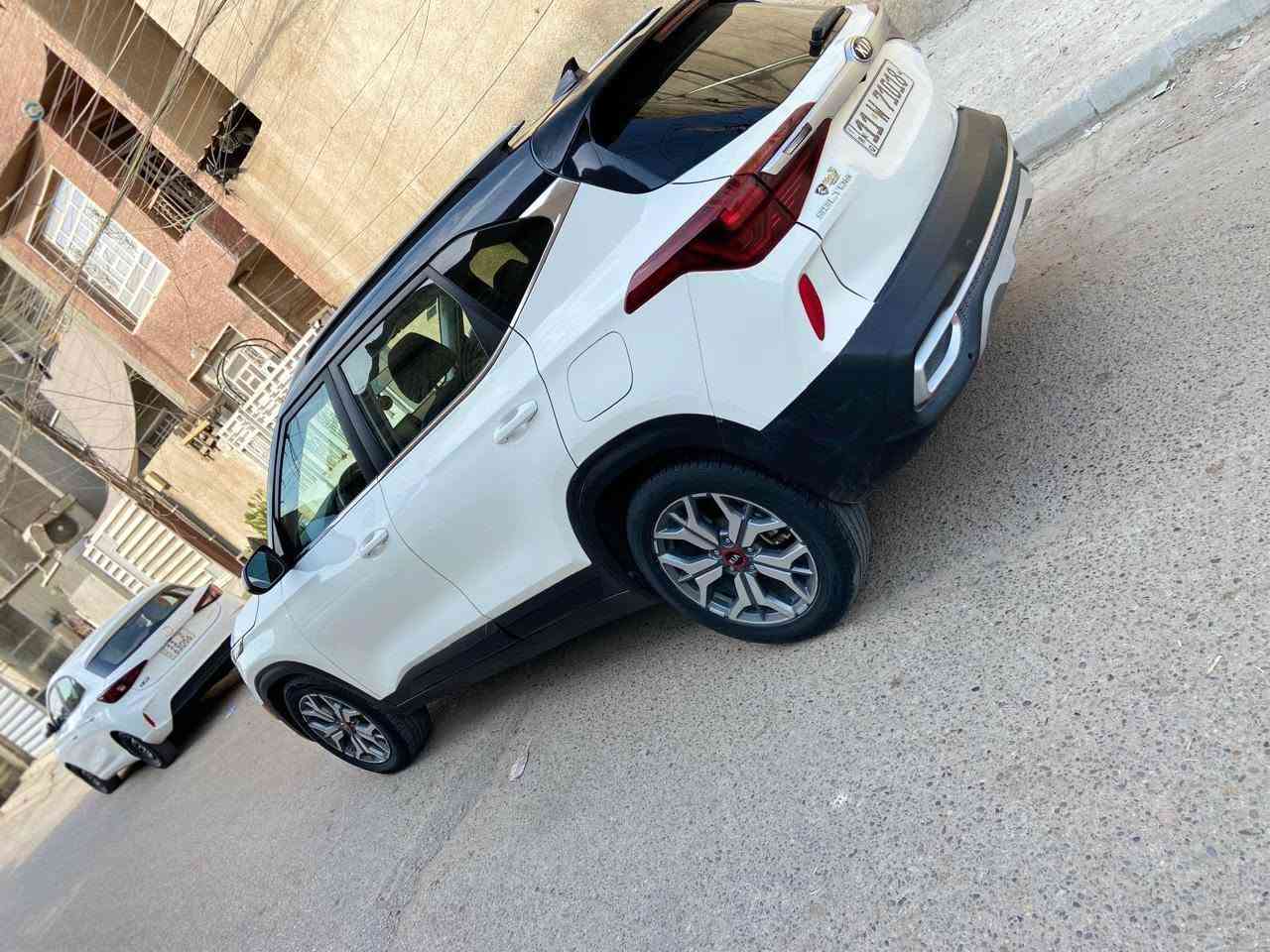 كيا سلتوس 2021 وارد امريكي صور الحادث مرافقه بالمنشور حجم المحرك 1600ممتاز
مواصفات السياره تو كلر
شاشه كبيره كاميرا خلفيه حساسات
اشاير بالمري انارة ترحيب تدفئه بالكشنات
فور ويل سياره جاهزة ماليه اي نقص
السعر 118 لاستفسار على هذا الرقم *********** محمد العنوان بغداد الشعب

نص مكتوب في الصور:
- 55 H+ 3:13 م kia-seltos-s-2021-kn... bidfax.info