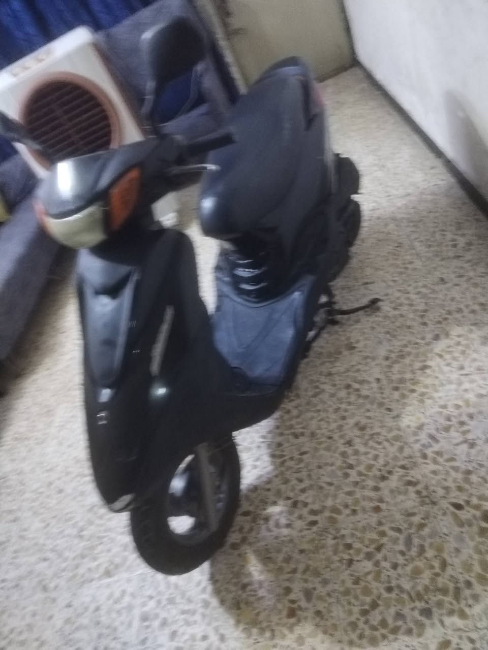 بريز حديث لايت عالي كله شغاله اي نقص مابيه السعر ٥٠٠ بغداد المشتل ***********
