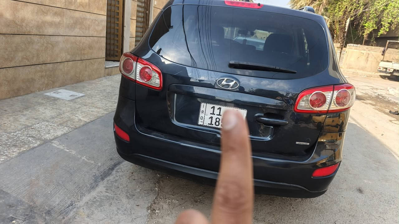 السلام عليكم 
مكلف بالنشر 
سنتافيا ٢٠١١ امريكي بدون صبغ وحادث نيلي غامق محرك ٦ سلندر مكفوله من الصبغ وسونار بيها رقم بغداد جديد سنويه باسمي تحويل ثاني يوم السعر 12 الف وبيها مجال مكاني بغداد
للاستفسار الاتصال على الرقم ‏‪***********‬‏
غير متواجد فيس
