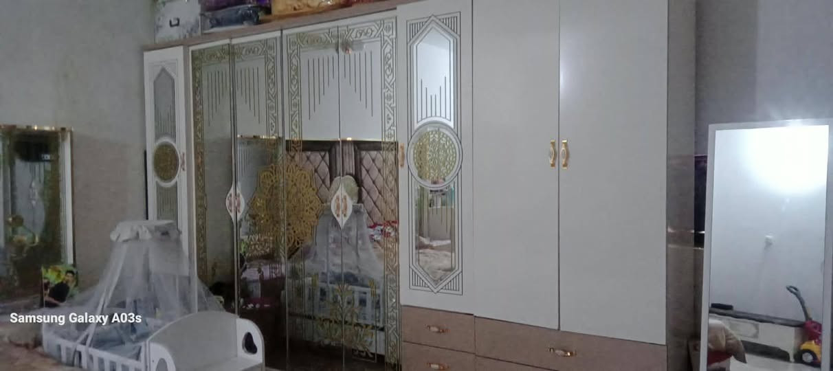 يوجد غرفه نوم تركيه
جديده بعده  
غرفه لبيع ب 750 بيه مجال 
مستعجل ريد بيعه 
اني شتريته ب 3 ملاين 
تصال عله ‏‪***********‬‏ 
او
واتساب فقط ***********
