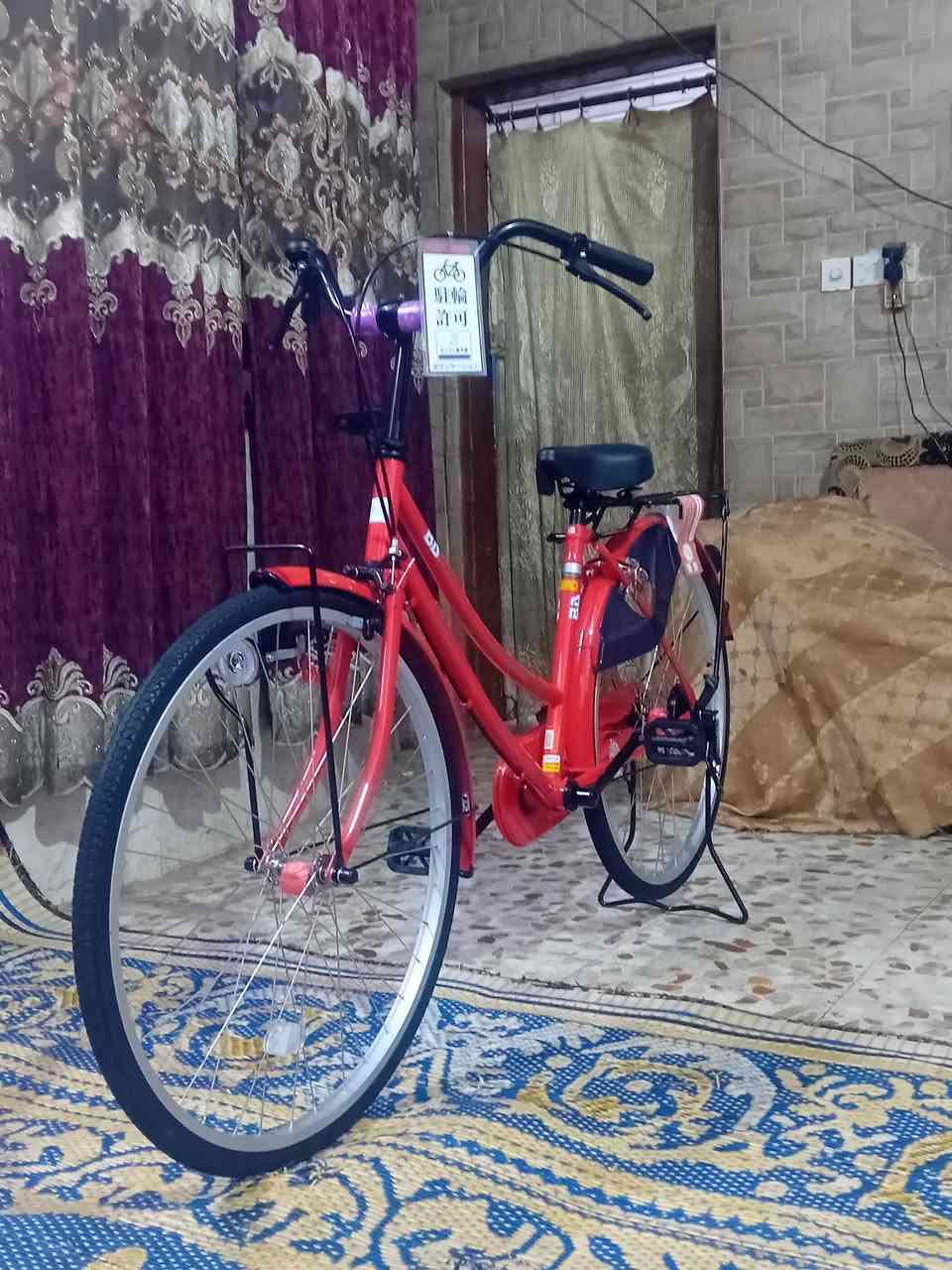 السلام عليكم بايسكل للبيع نظيف للإستفسار مراسله خاص ***********
