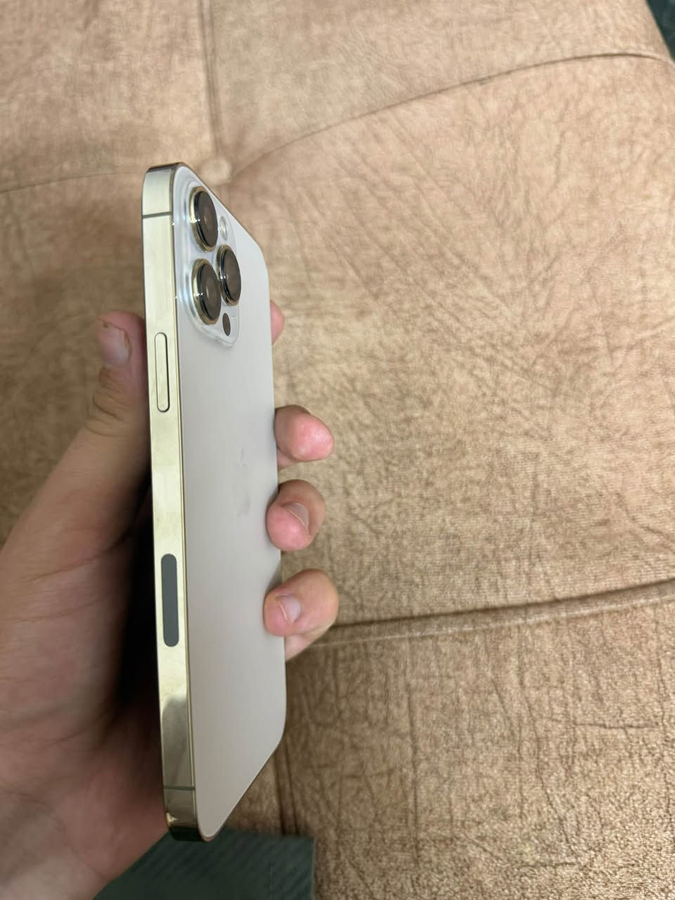 ايفون 13 برو ماكس • ٢٥٦ جيجا • بطارية ٨٠٪