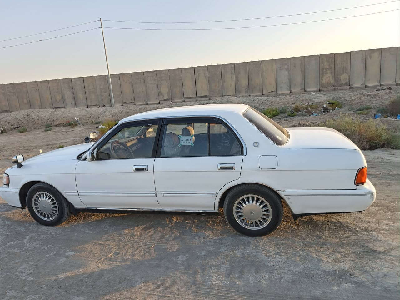 السلام عليكم سيارة ارنب للبيع مكفولة من الكصة ونقل الجثة موديل 93 تحويل ثاني يوم السعر 58 وبيه مجال رقم السيارة ذي قار مكان السيارة بصرة قضاء المدينة الاتصال ***********
