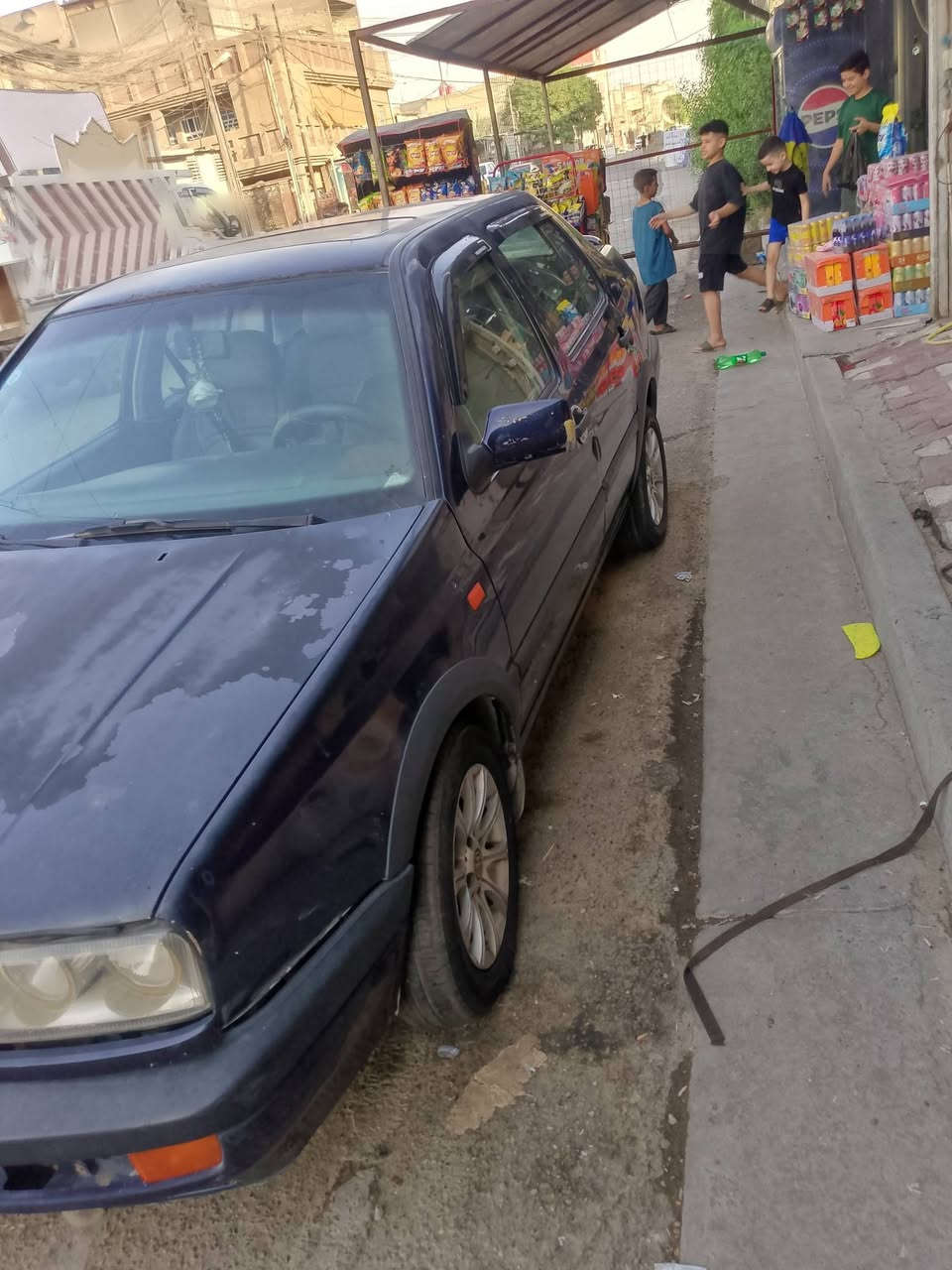 سلام عليكم 
 كولف فينتو  موديل ٩٣  محرك ٢٠٠٠  كير اوتوماتيك  سنويه ساقطه قبل ٣اشهر  هزه بعدها ما ساقطه  السياره بيها الكير بوش. ومحركها بي تنقيص  ابيعلك كير عاطل  مكانها بغداد البلديات  السعر ٣٣ وبيها مجال ***********
