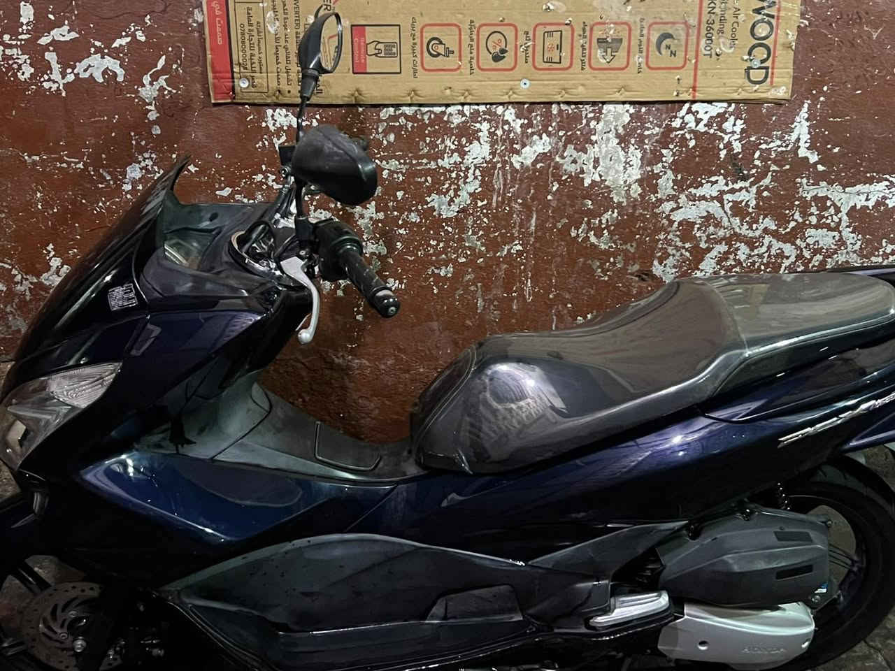 سلام عليكم بي سي اكس ياباني  للبيع جيل ثاني محرك ١٥٠  ماشيه ١٩الف الدراجه ستاند حساس   رمبه السعر ٢٤ورقه وبي مجال حك الجيه للستفسار ***********
