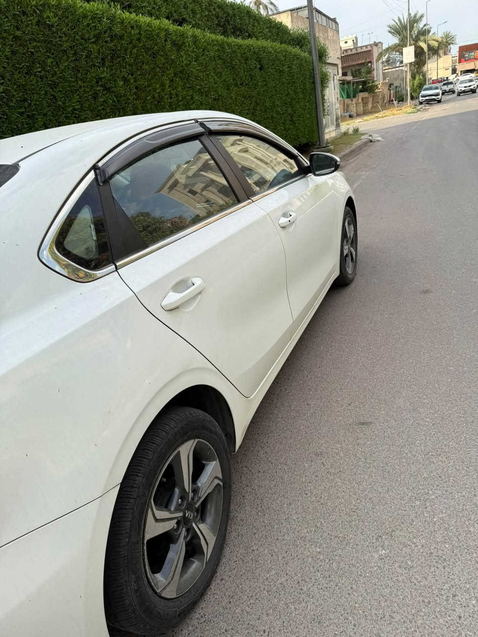 السلام عليكم …
سيراتو خليجي 2019 فول مواصفات عده الفتحه بصمه تشغيل عن بعد جنطه ذكيه ترحيب عند الاقتراب شاشه تدعم يوتيوب لون صدفي مغلفه ارضيه وكشنات جلد ماشيه 100 بيهه طخه بالصندوق وصبغ على كد الرقم الخلفي وبارد بالجاملغ الامامي السعر 142 وبيهه مجال الاتصال على الرقم ***********
